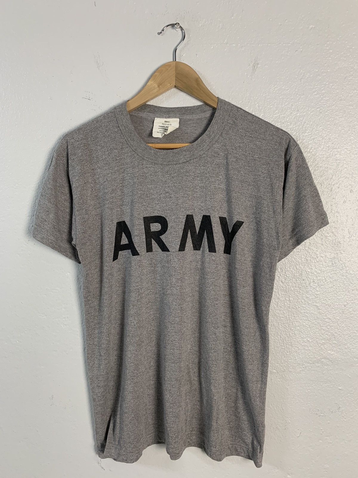 Vintage Vintage Army Tshirt Size US S / EU 44-46 / 1 - 1 Thumbnail