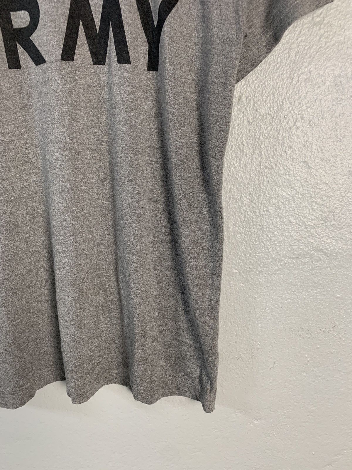 Vintage Vintage Army Tshirt Size US S / EU 44-46 / 1 - 2 Thumbnail