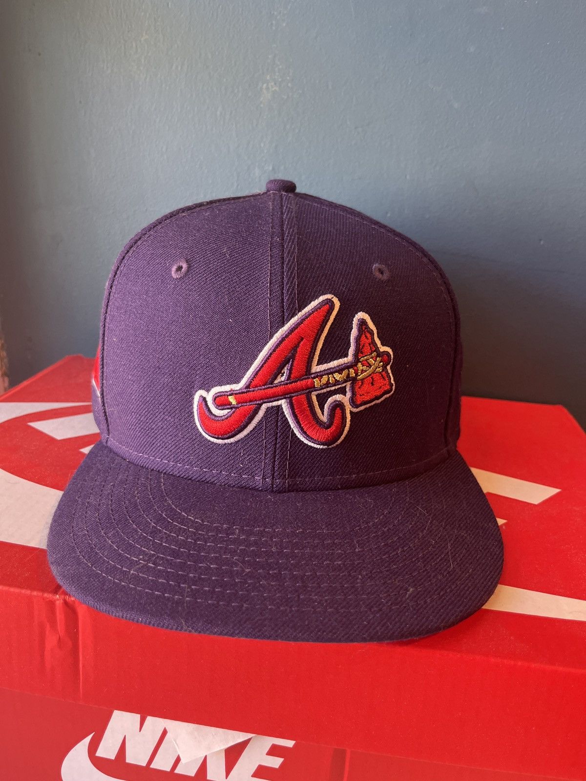 New Era 7 1/8 Atlanta Braves Purple fitted Size ONE SIZE - 1 Thumbnail