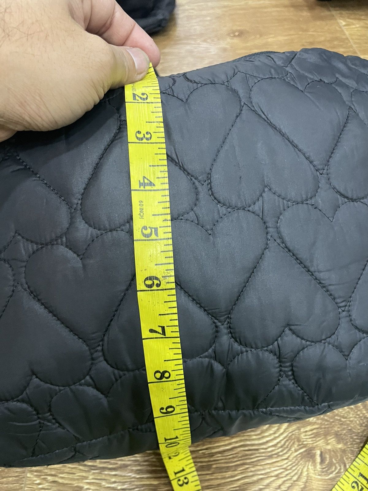 Moschino Authentic MOSCHINO Quilted Nylon Hoba Bag Size ONE SIZE - 15 Thumbnail