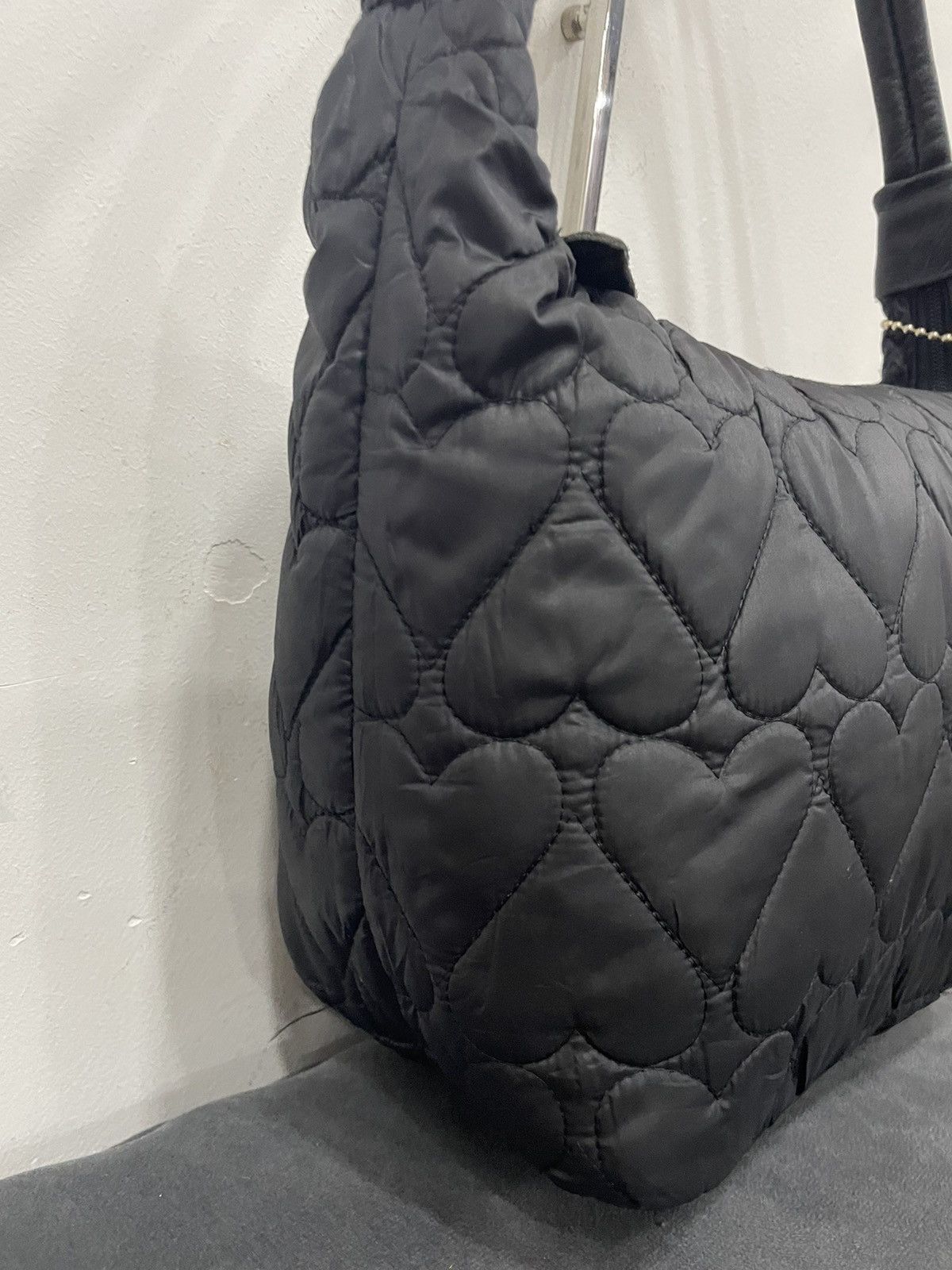 Moschino Authentic MOSCHINO Quilted Nylon Hoba Bag Size ONE SIZE - 3 Thumbnail
