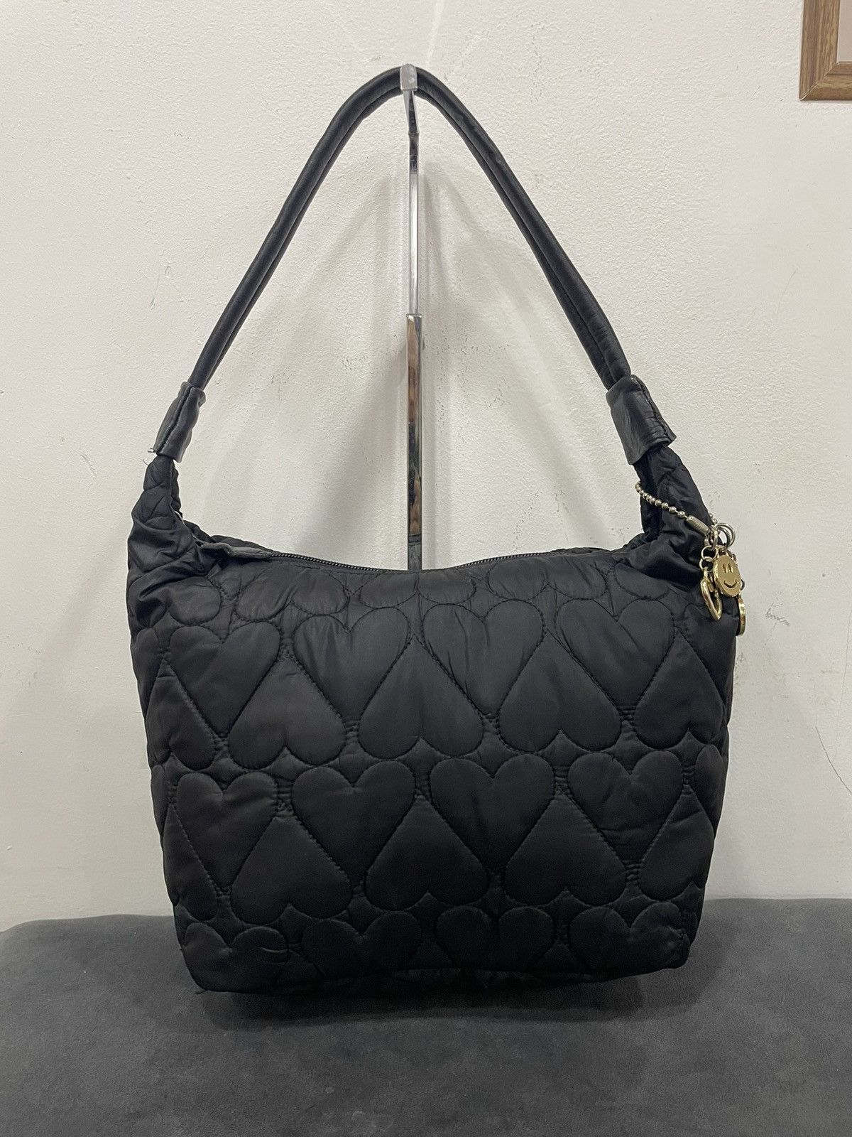 Moschino Authentic MOSCHINO Quilted Nylon Hoba Bag Size ONE SIZE - 1 Thumbnail