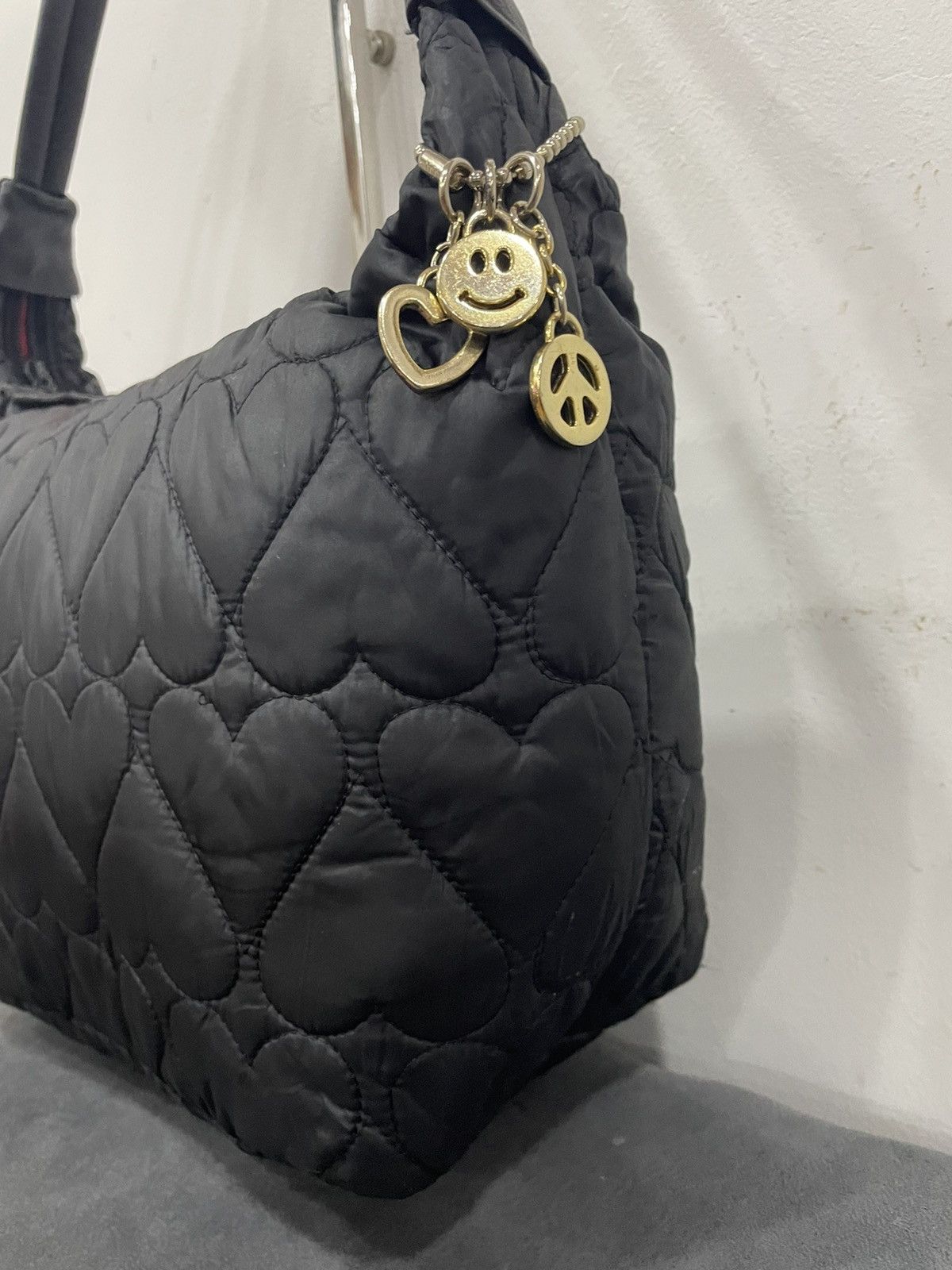 Moschino Authentic MOSCHINO Quilted Nylon Hoba Bag Size ONE SIZE - 5 Thumbnail