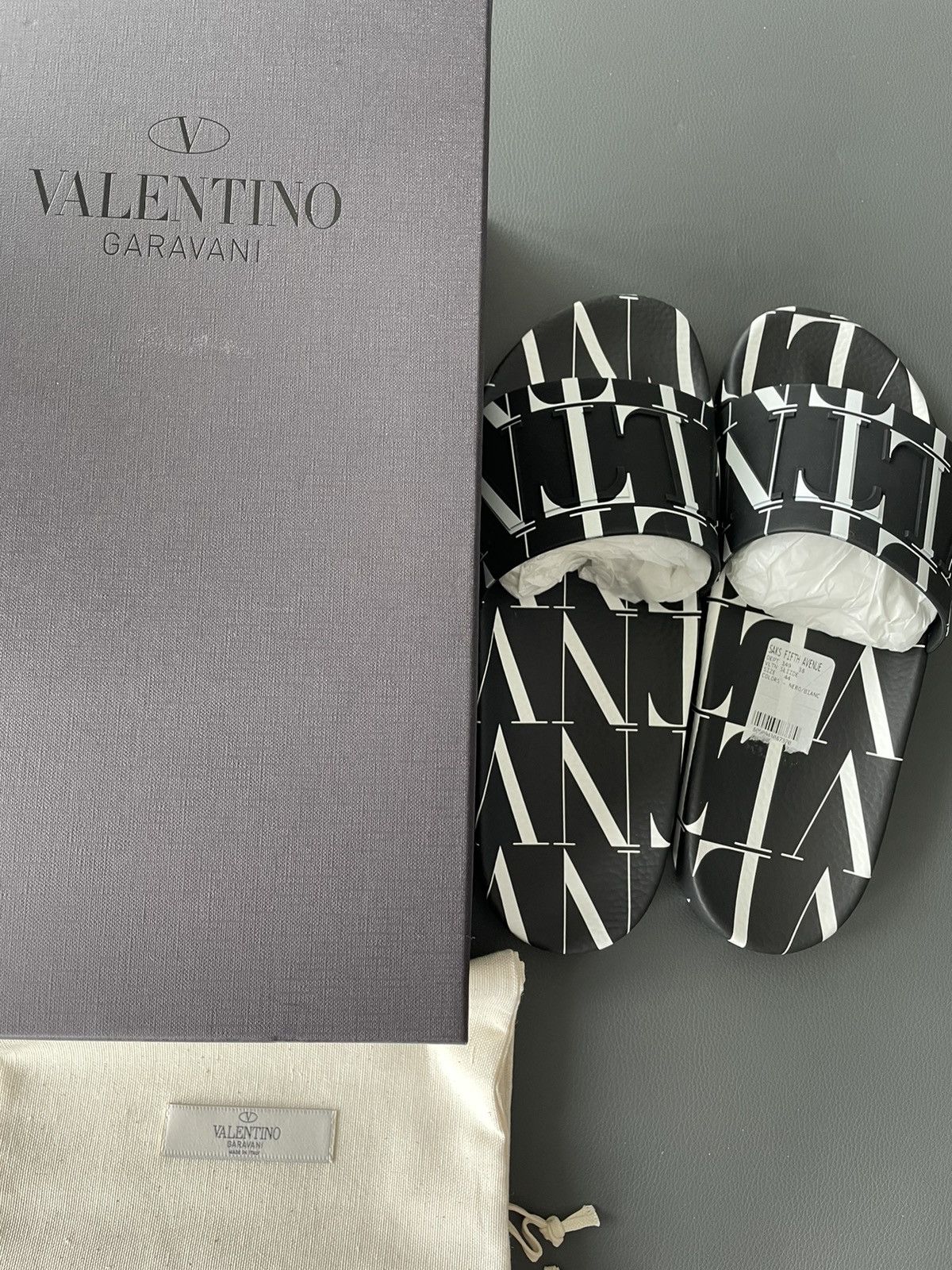 Valentino Brand New VLTN Monogram Valentino Slides Size US 11 / EU 44 - 5 Thumbnail