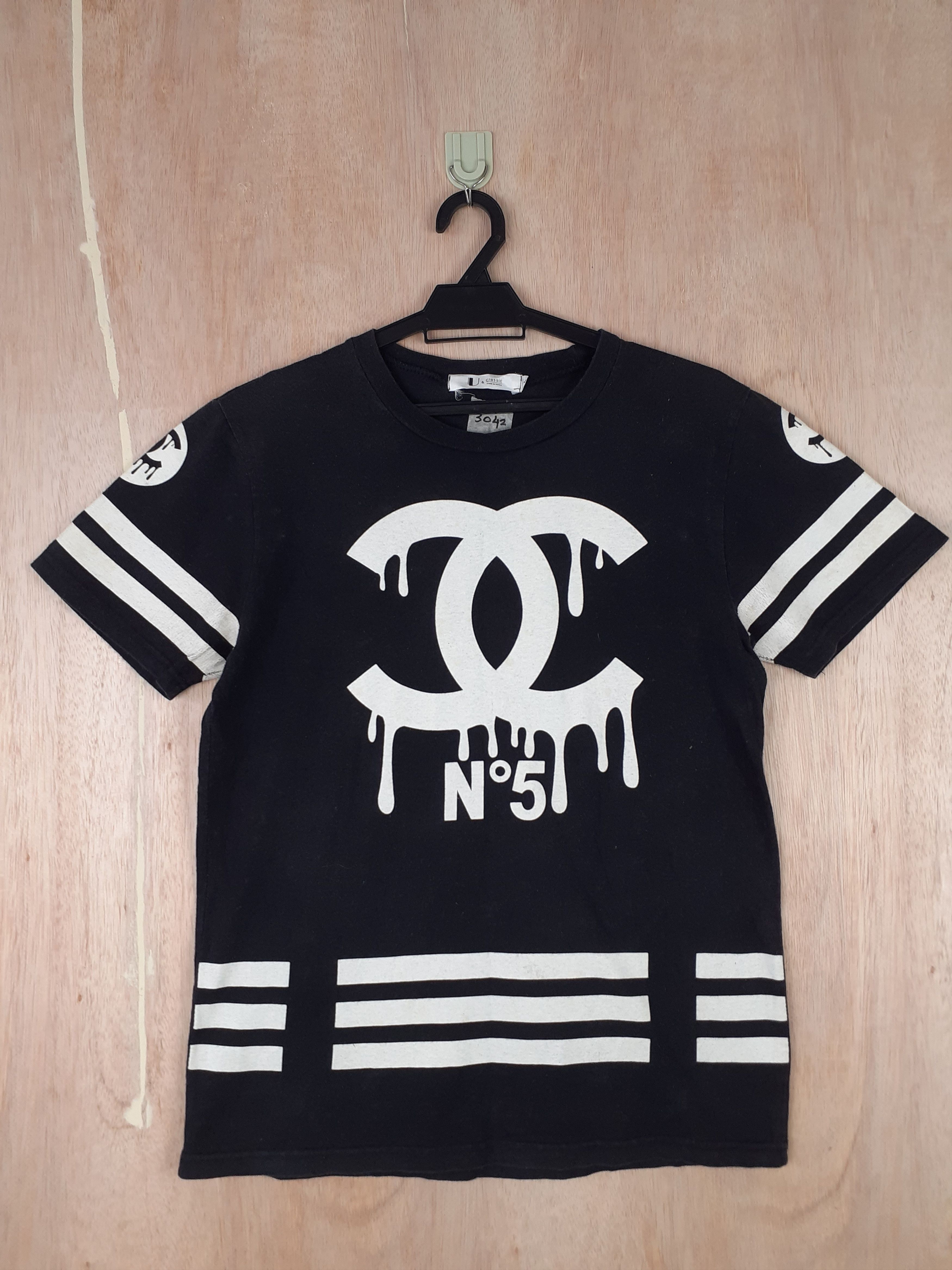 Japanese Brand Coco Homme Femme black Tshirt #3042 Size US M / EU 48-50 / 2 - 1 Thumbnail