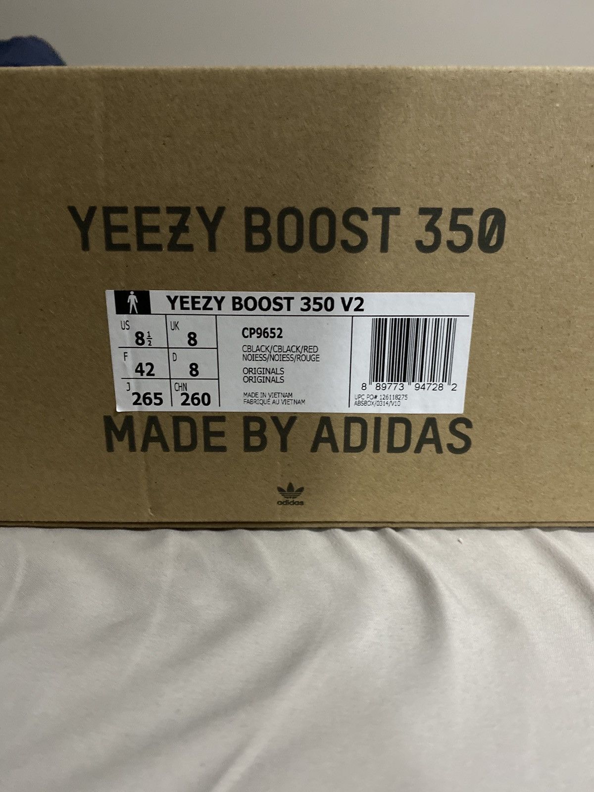 Adidas × Kanye West Yeezy Boost 350 V2 Bred 2017 Size US 8.5 / EU 41-42 - 9 Thumbnail