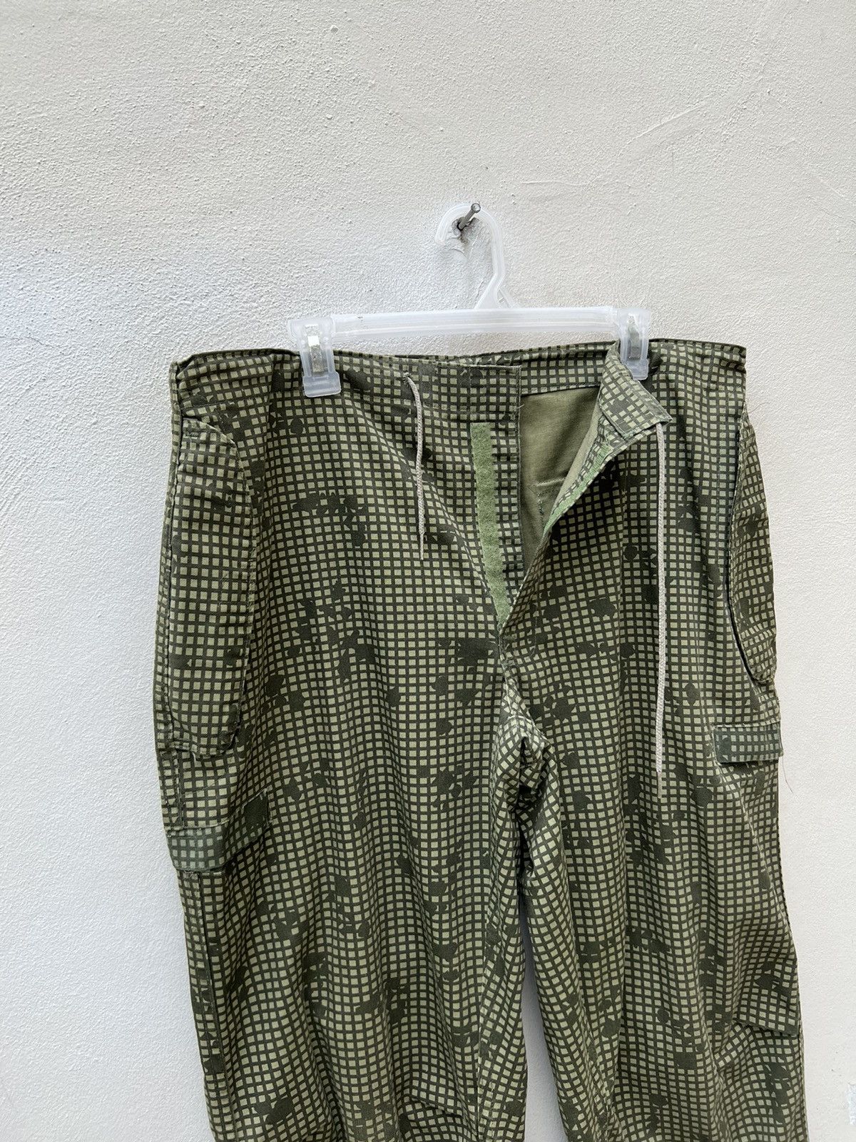 Vintage Vintage 1983 G-B MFRS., INC. Night Camouflage Trouser Size US 34 / EU 50 - 8 Thumbnail