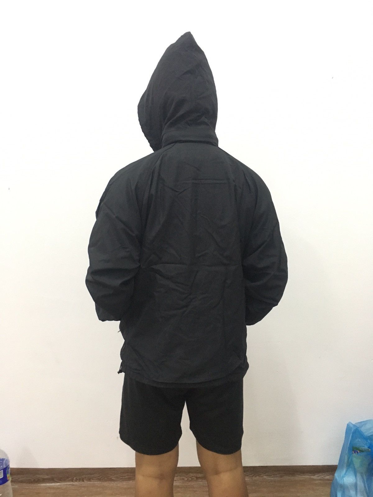 Nike Vintage Nike Team Winbreaker Jacket Zipper Hoodie Size US L / EU 52-54 / 3 - 9 Thumbnail