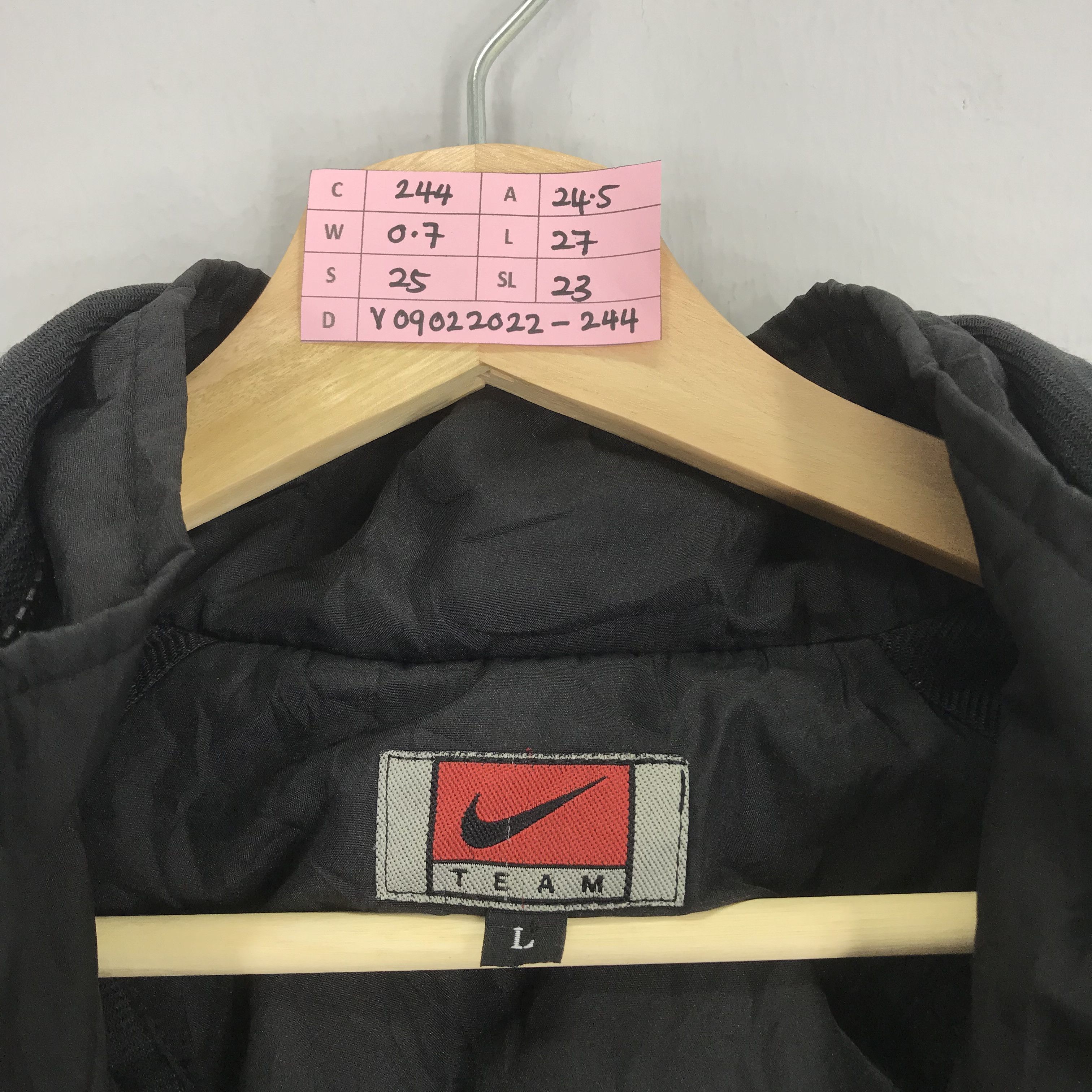 Nike Vintage Nike Team Winbreaker Jacket Zipper Hoodie Size US L / EU 52-54 / 3 - 8 Thumbnail