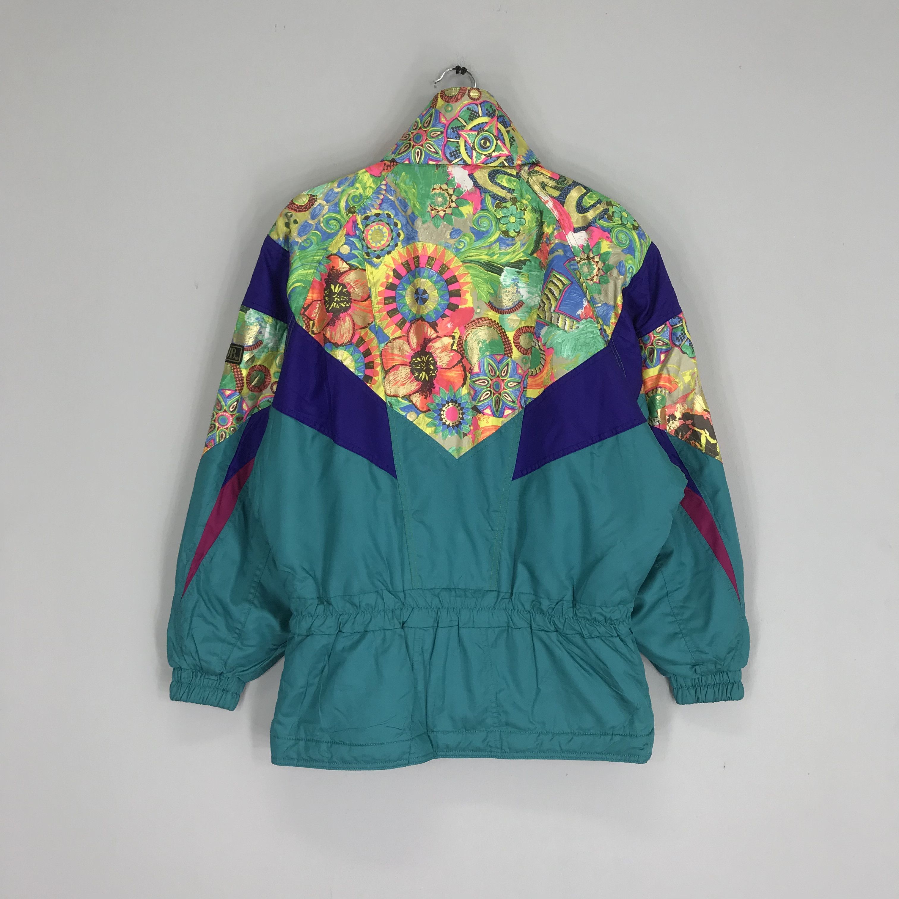 Vintage Ski Wear Snow Gear Winter Jacket Multicolour
