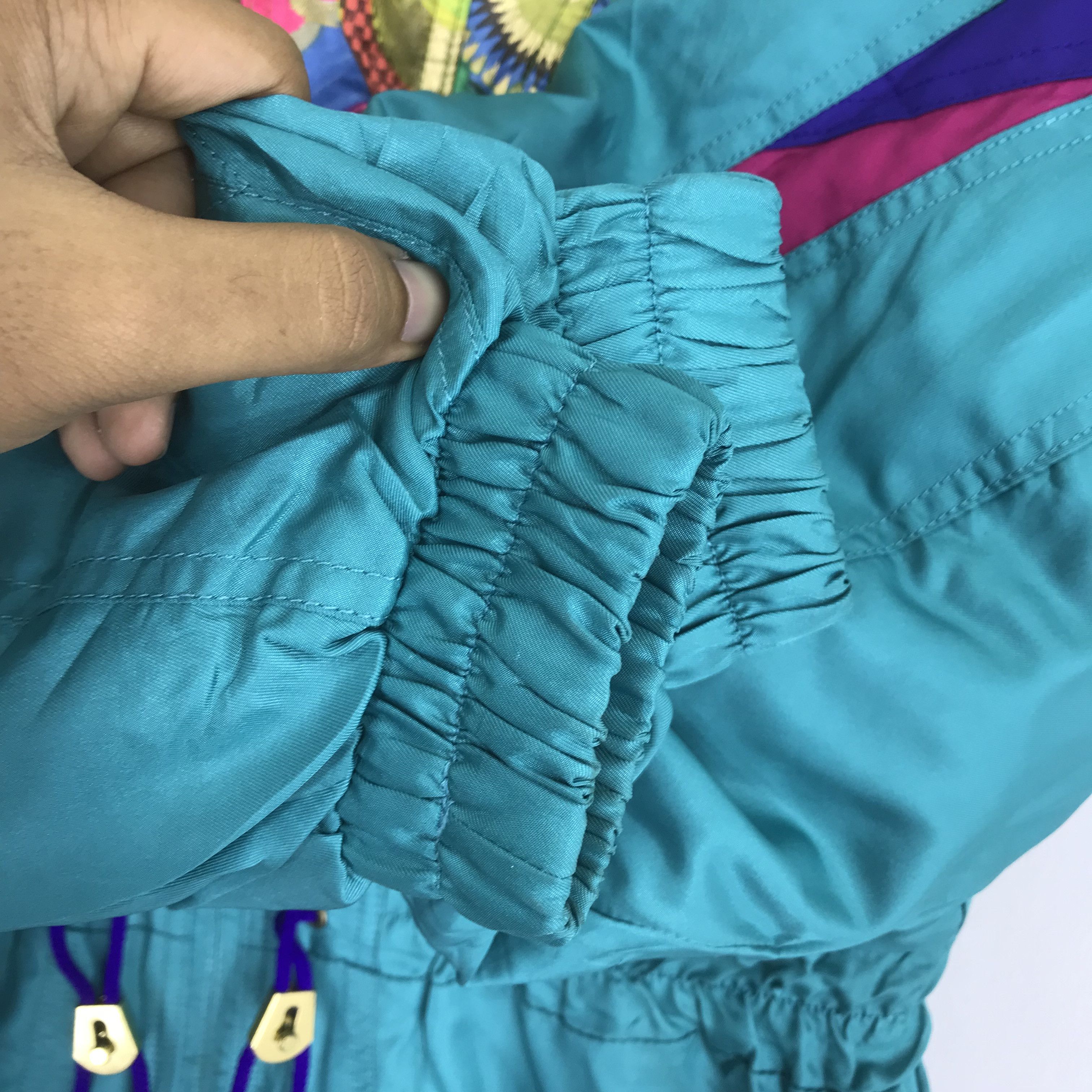 Vintage Ski Wear Snow Gear Winter Jacket Multicolour