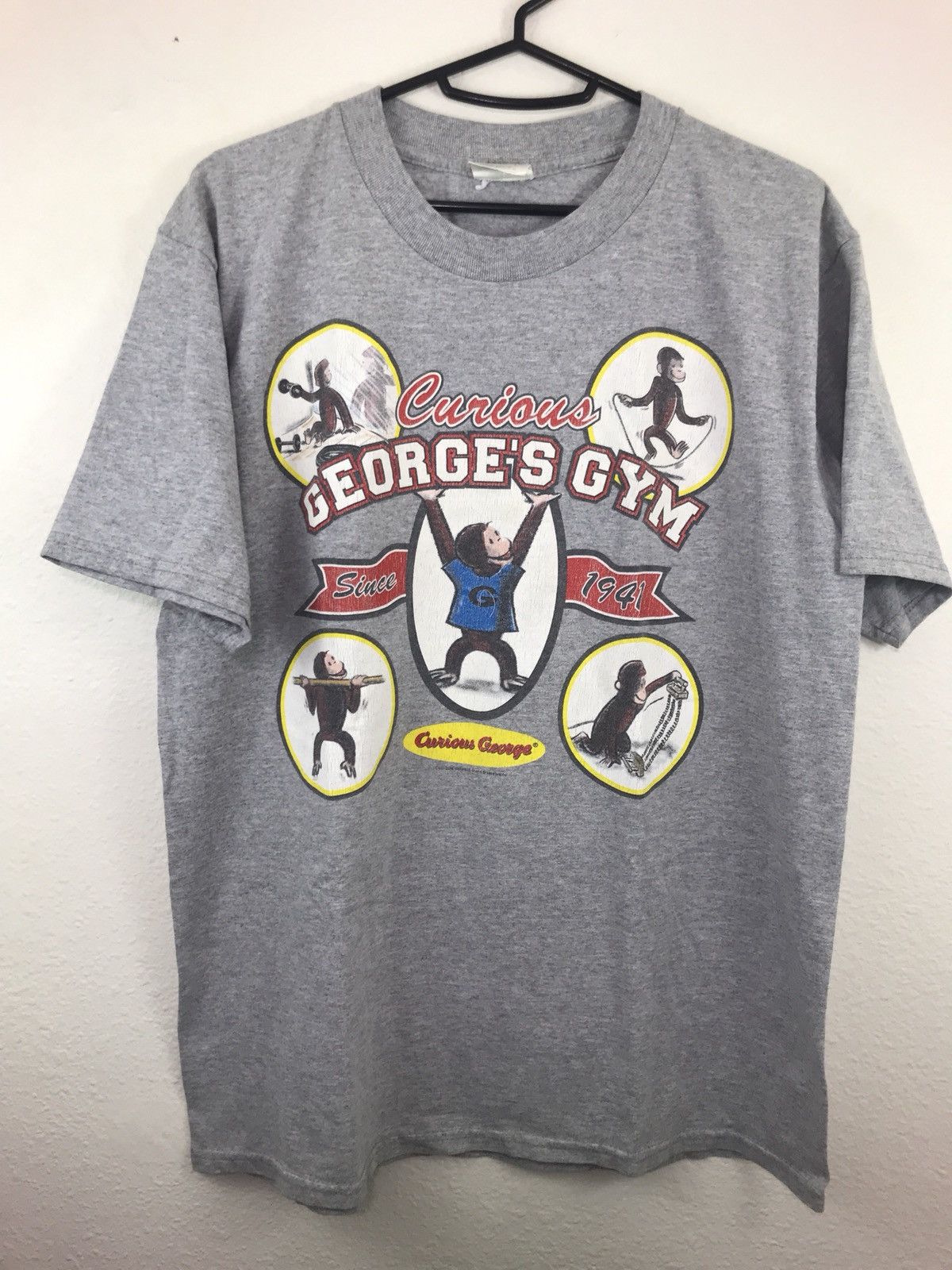 Vintage 1998 shops Curious George T-Shirt Size Large.