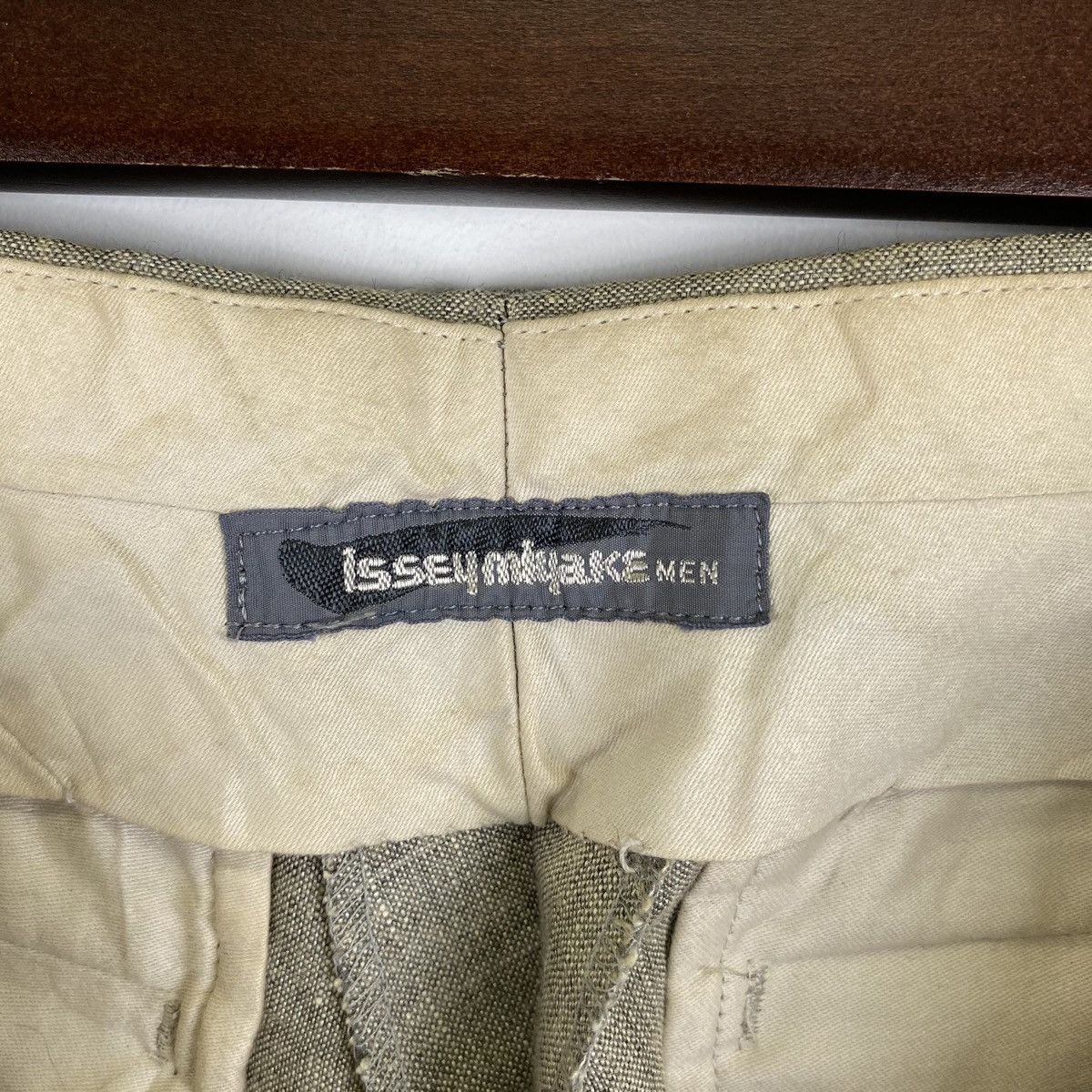 Issey Miyake × Japanese Brand × Vintage Vintage ISSEY MIYAKE Japanese Designer Trouser Casual Pants Size US 28 / EU 44 - 9 Thumbnail