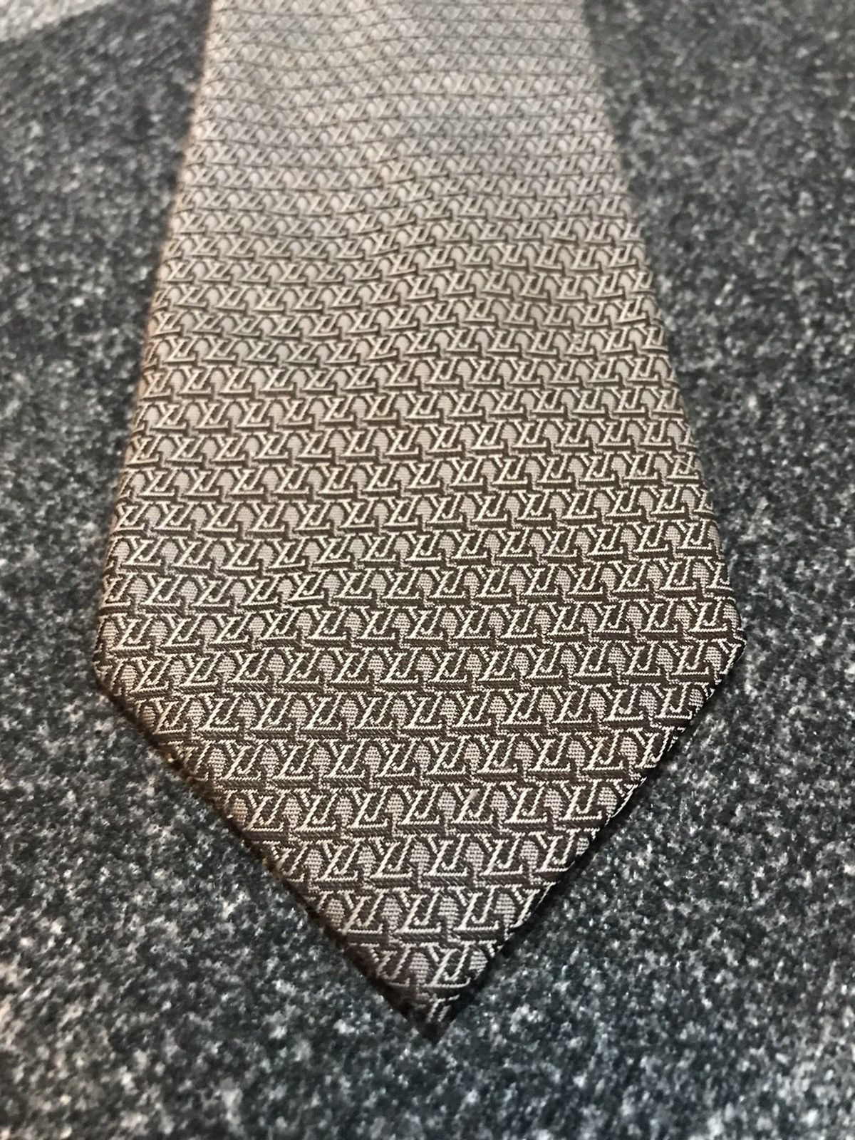 Louis Vuitton 💸BINDINGOFFER💸LOUIS VUITTON MONOGRAM SILK TIES Size ONE SIZE - 3 Thumbnail