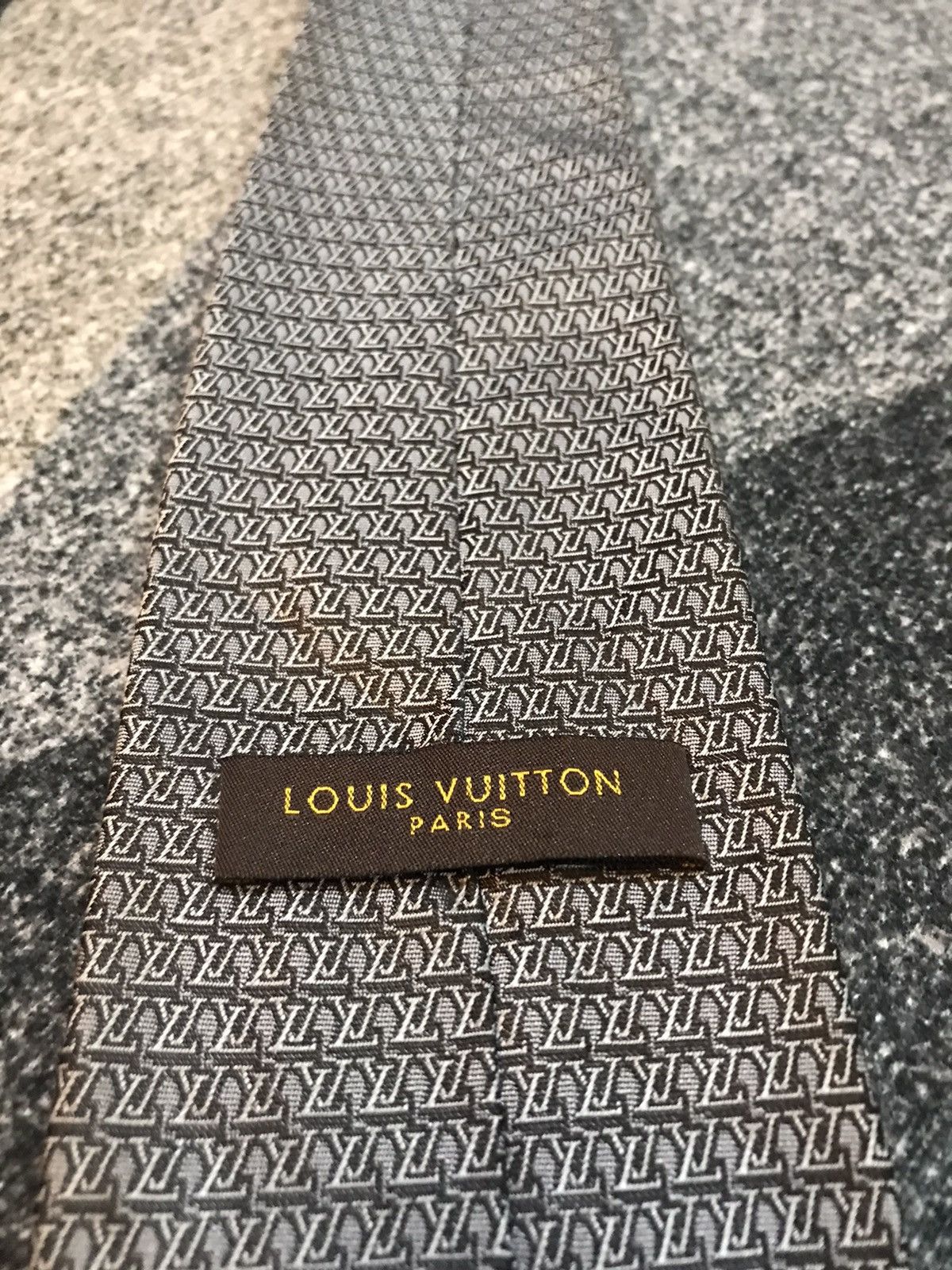 Louis Vuitton 💸BINDINGOFFER💸LOUIS VUITTON MONOGRAM SILK TIES Size ONE SIZE - 7 Thumbnail