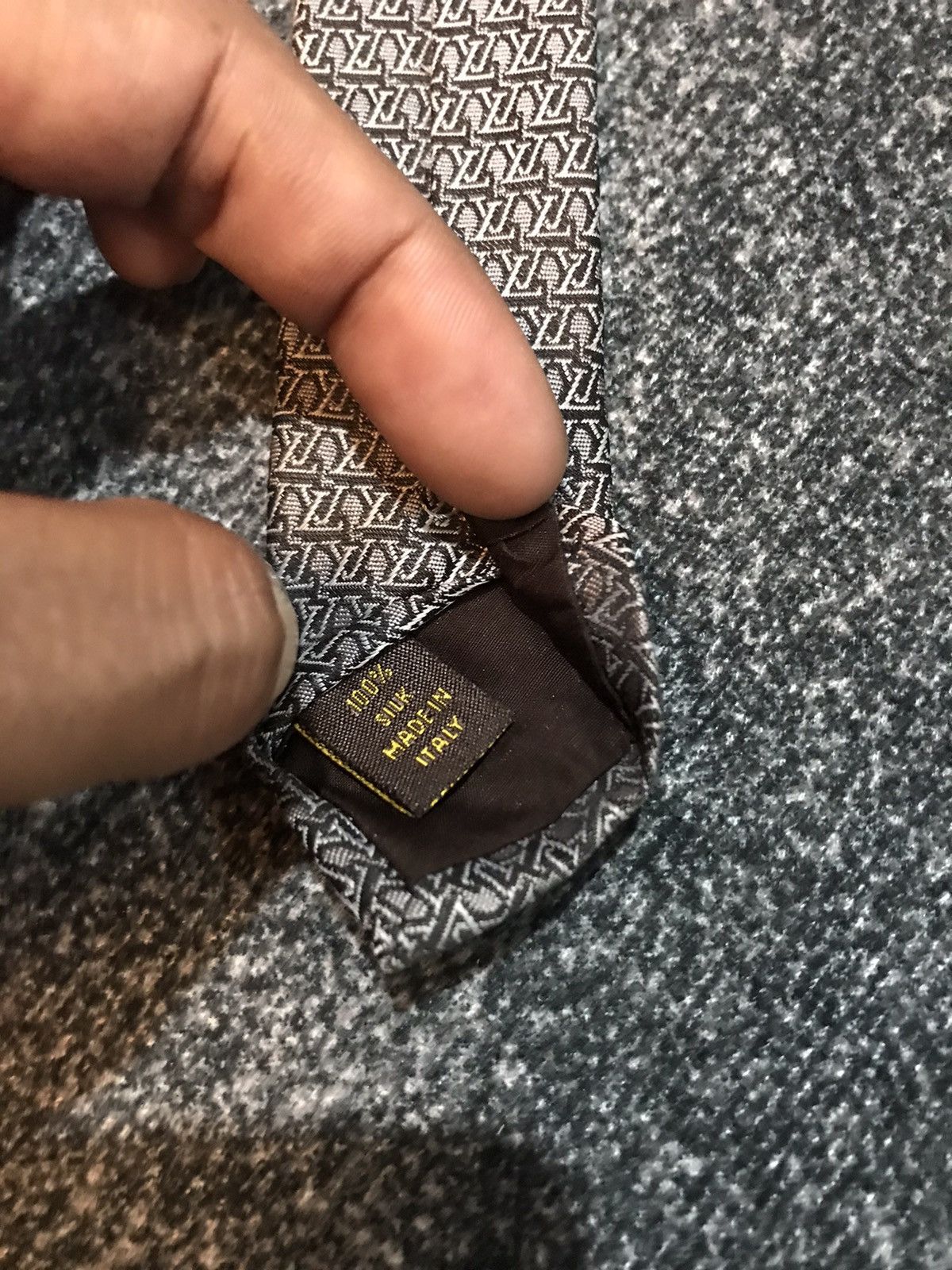 Louis Vuitton 💸BINDINGOFFER💸LOUIS VUITTON MONOGRAM SILK TIES Size ONE SIZE - 9 Thumbnail