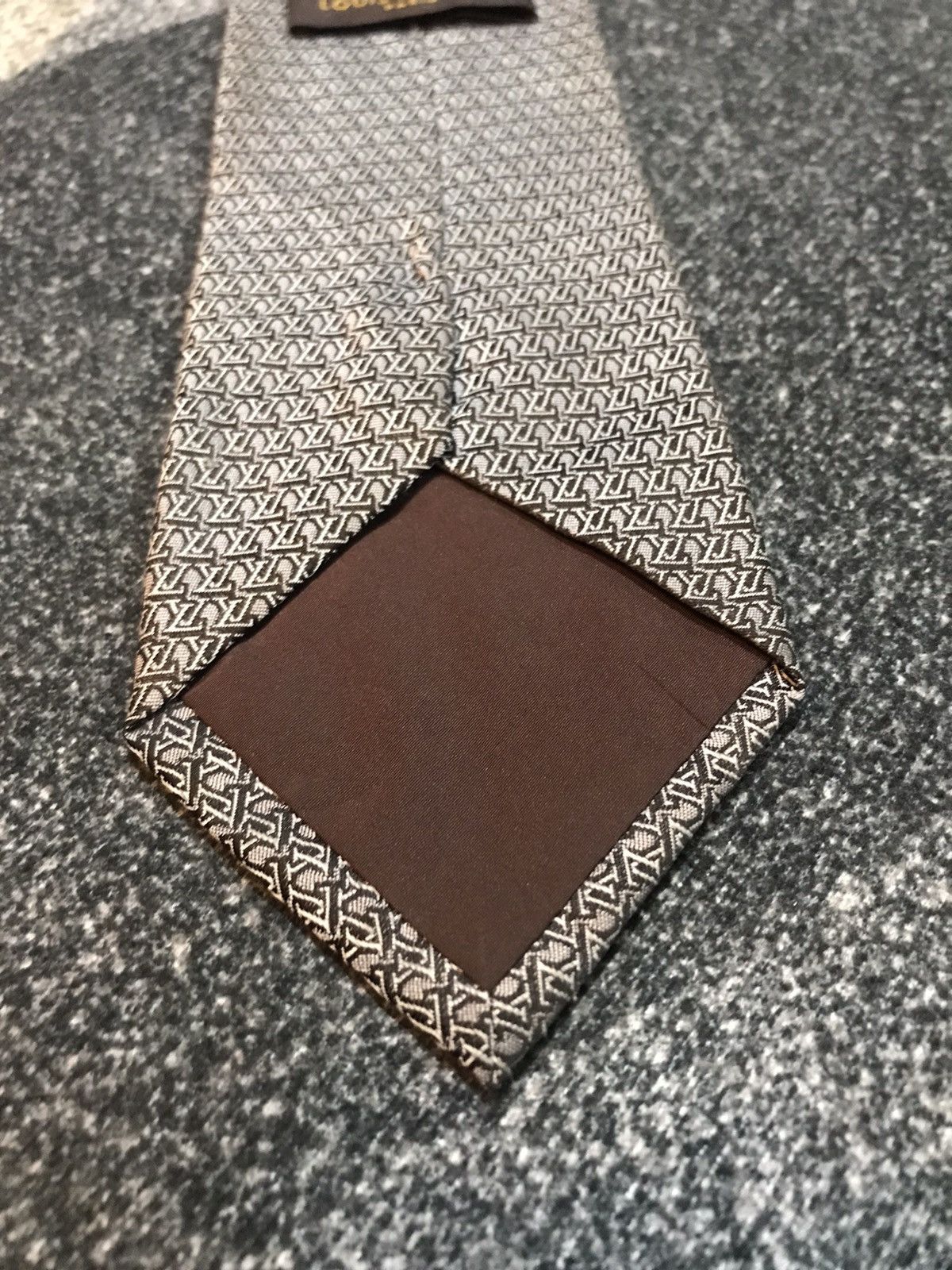 Louis Vuitton 💸BINDINGOFFER💸LOUIS VUITTON MONOGRAM SILK TIES Size ONE SIZE - 6 Thumbnail