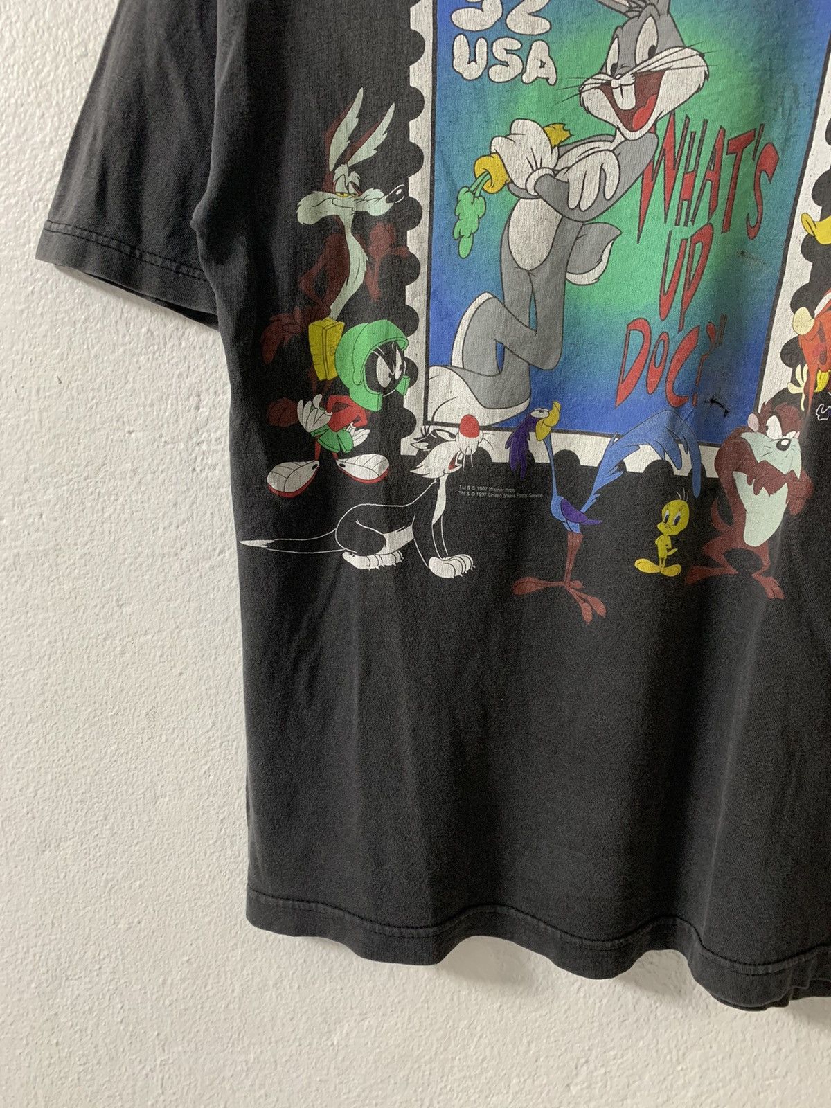Cartoon Network Vintage Copyright 1997 Looney Tunes Tee Size US M / EU 48-50 / 2 - 3 Thumbnail