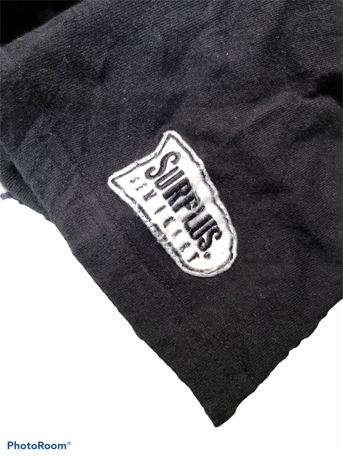 Japanese Brand SURPLUS BIG LOGO TEE Size US M / EU 48-50 / 2 - 4 Thumbnail
