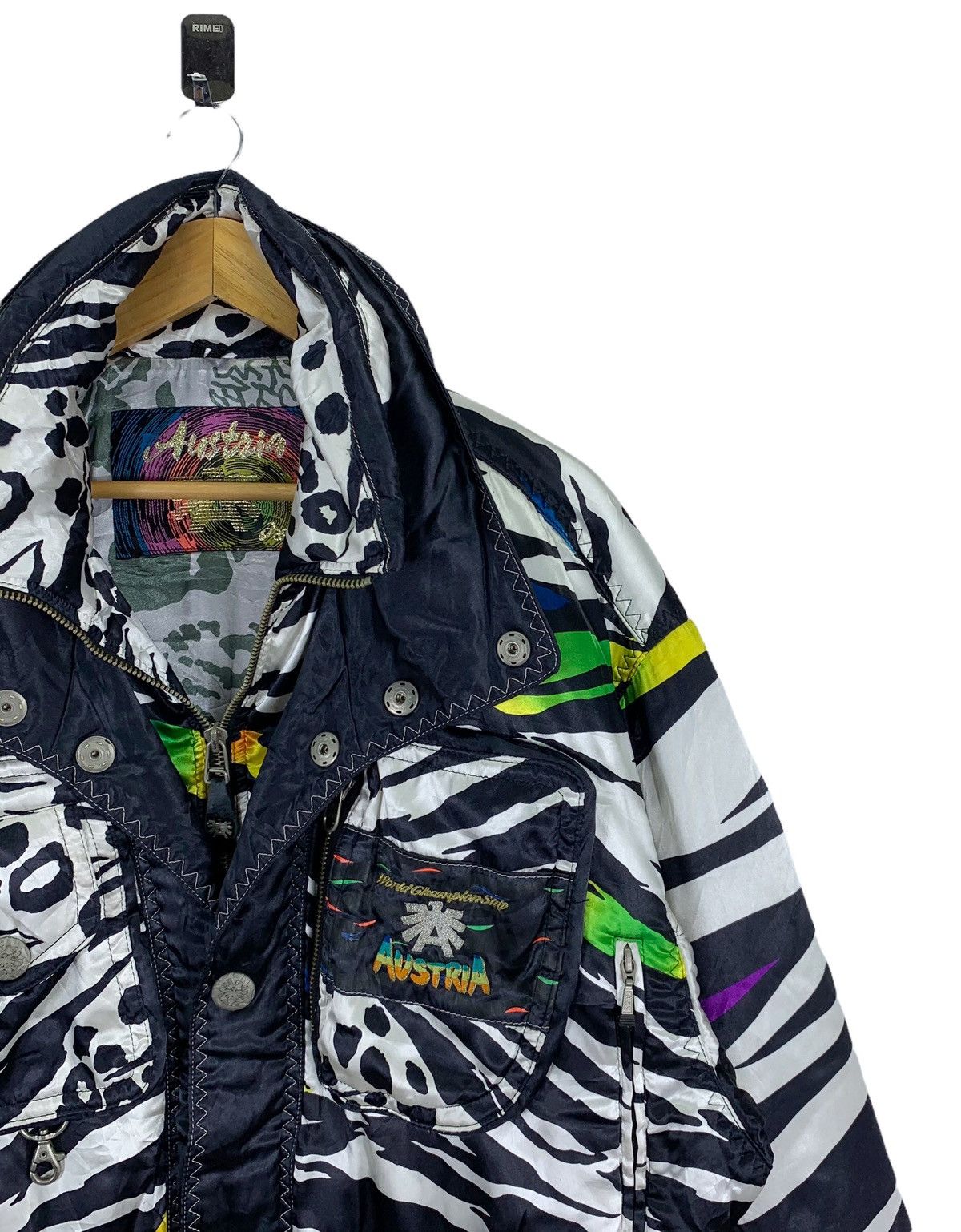 Asics × Vintage VINTAGE ASICS ZEBRA AUSTRIA NEON SKIWEAR SATIN JACKET Size US L / EU 52-54 / 3 - 6 Thumbnail
