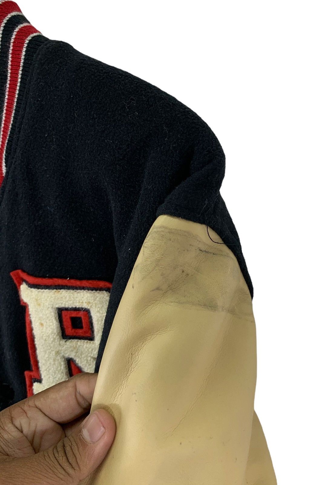 Other VINTAGE RADIO FLYER VARSITY BOMBER JACKET Size US L / EU 52-54 / 3 - 9 Thumbnail