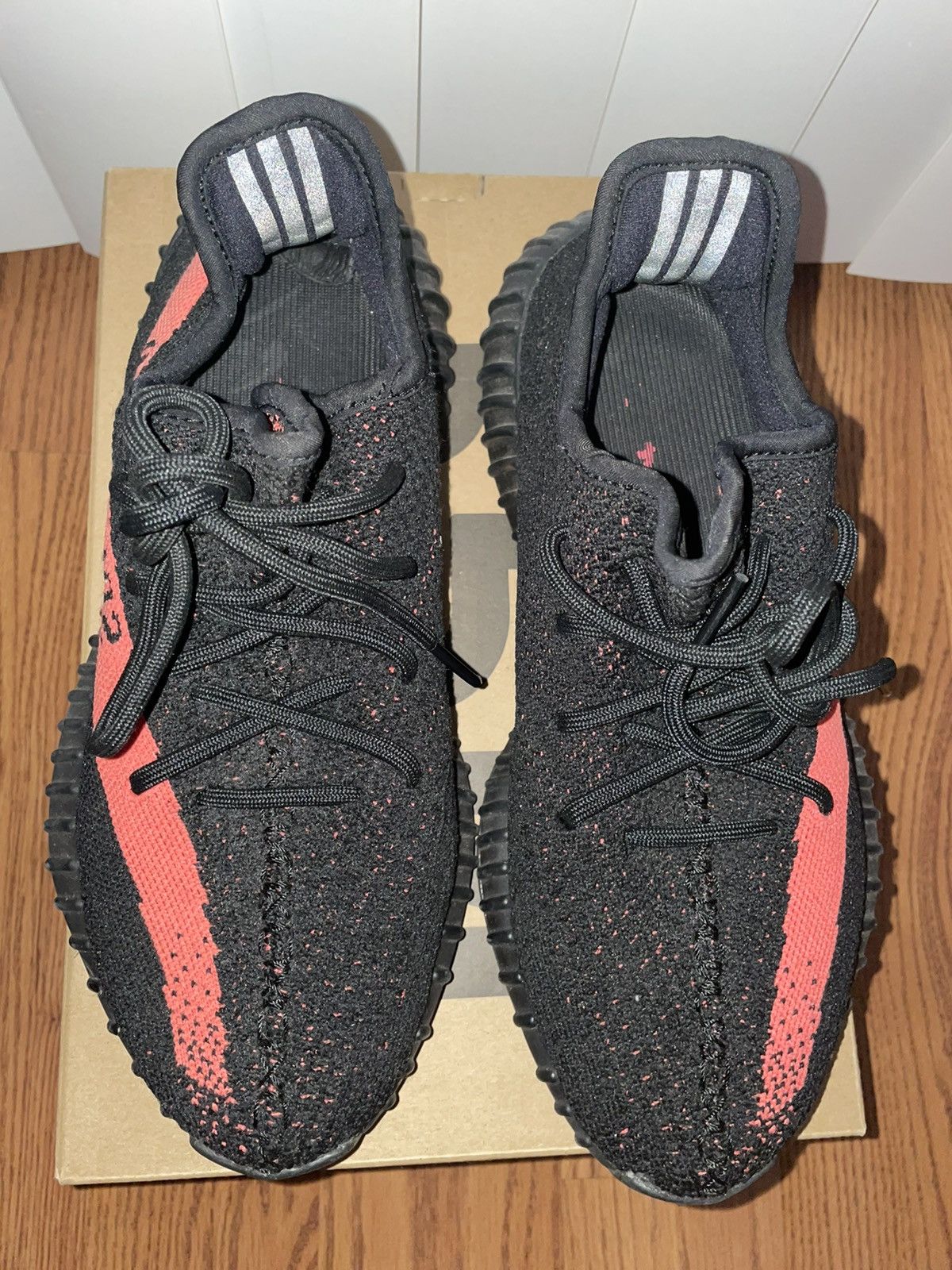 Adidas Adidas Yeezy Boost 350 V2 Red Stripe Size US 8 / EU 41 - 3 Thumbnail