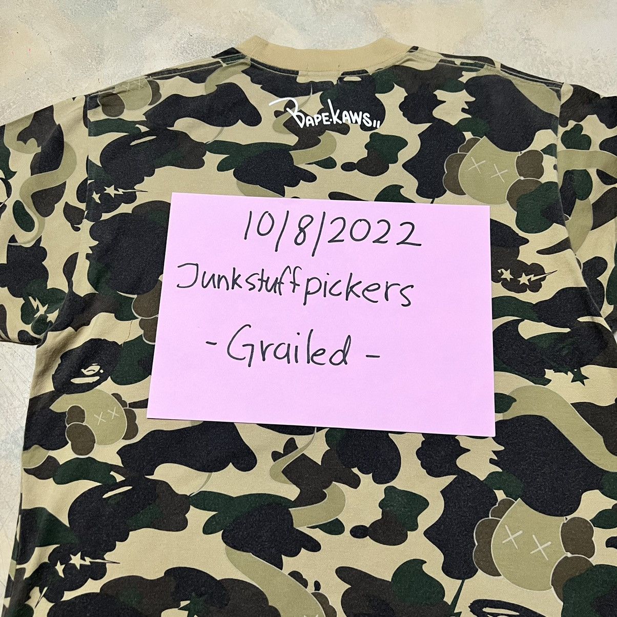 Bape × Kaws Bathing Ape X Kaws Camo Big Logo Size US M / EU 48-50 / 2 - 20 Thumbnail