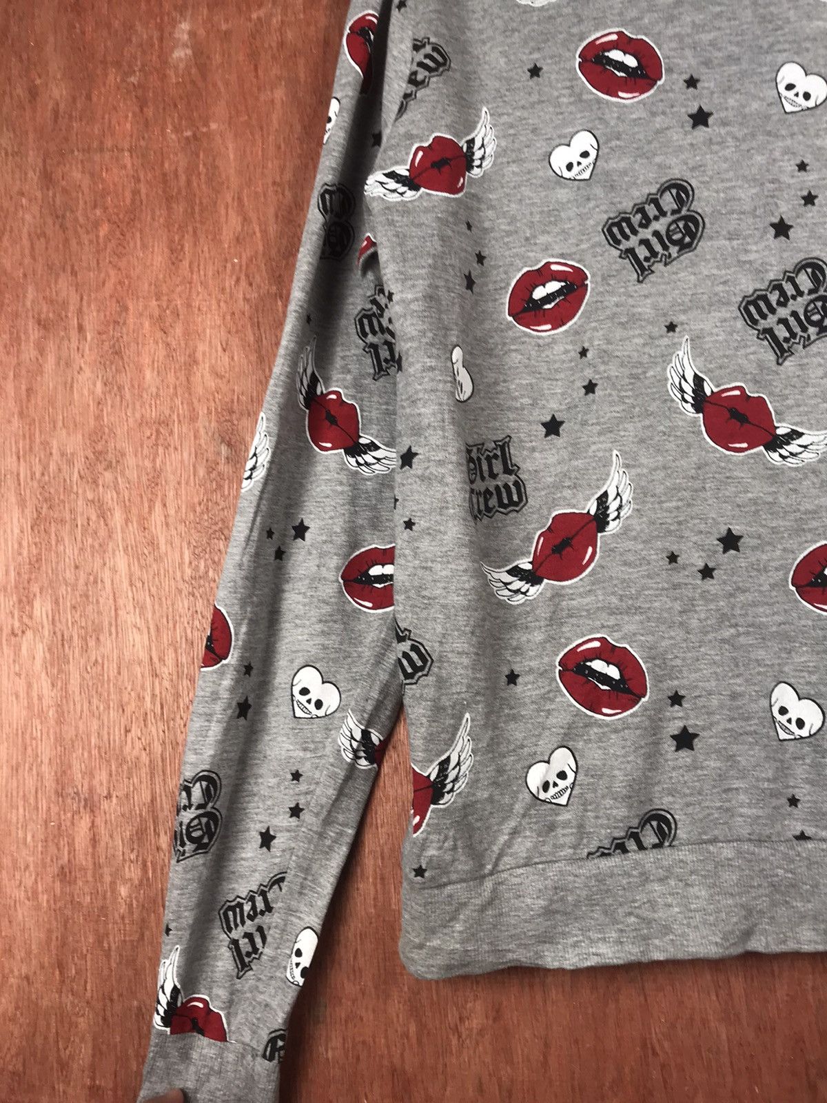 Japanese Brand DLL H&M Skull Love sweatshirt #2482 Size US L / EU 52-54 / 3 - 3 Thumbnail