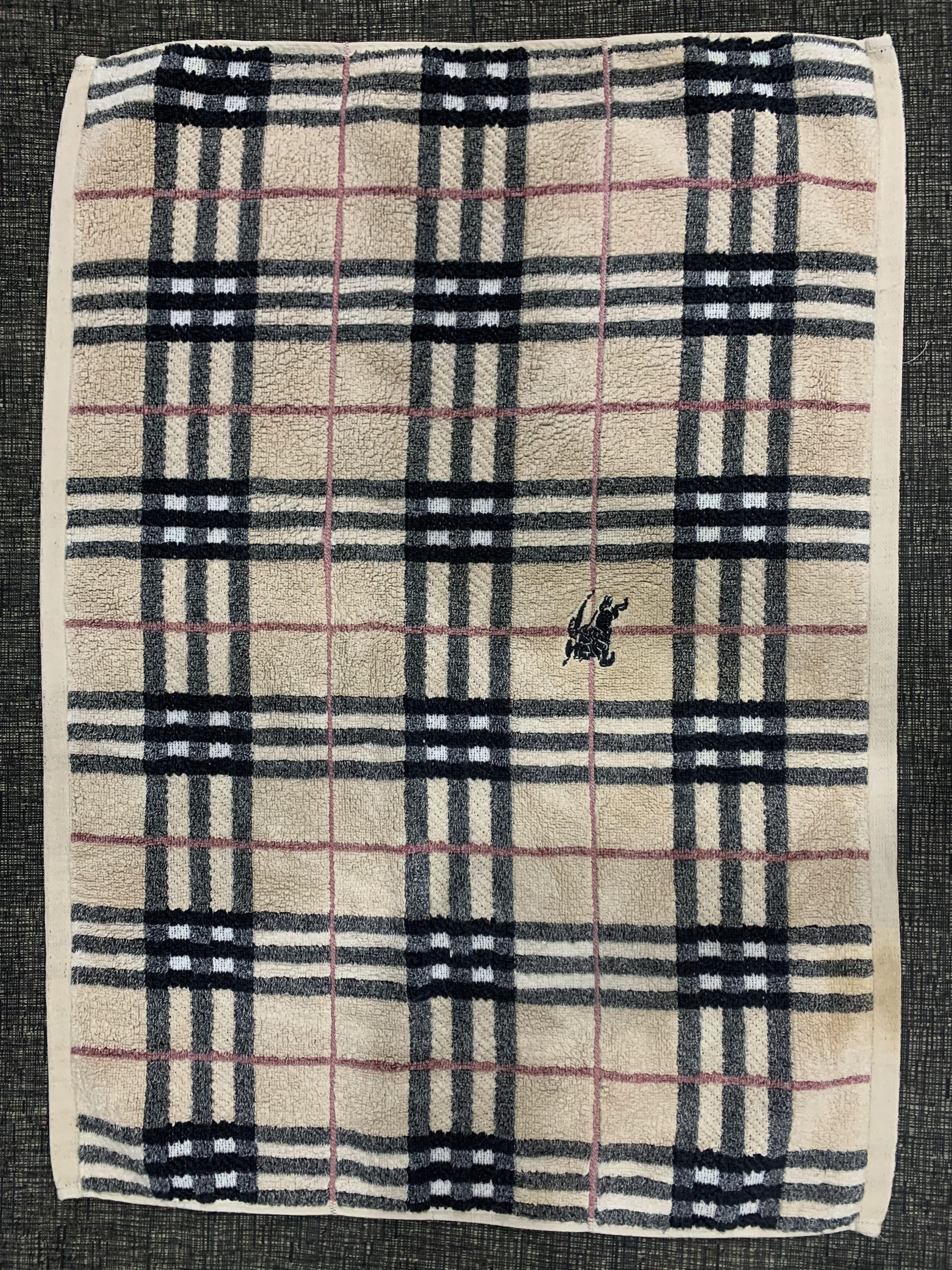 Burberry Novacheck door floor mat