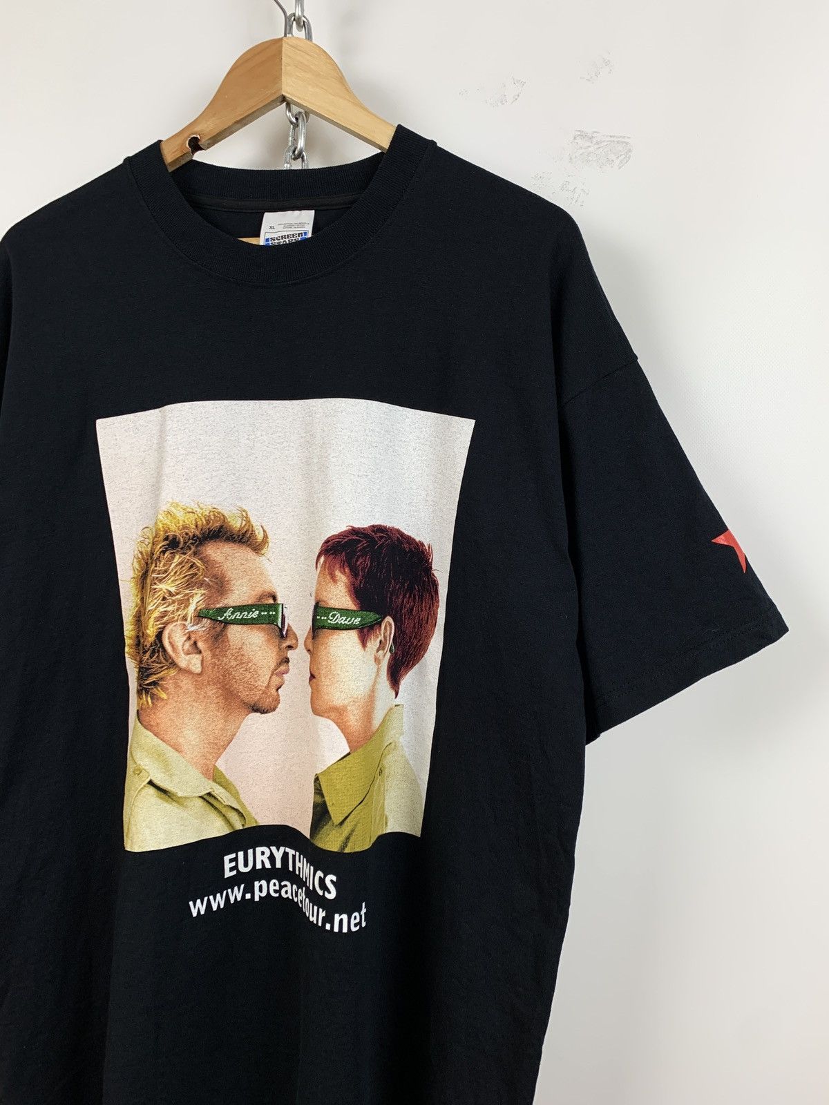 Band Tees Vintage Eurythmics Peacetour Black T-Shirt Size US XL / EU 56 / 4 - 3 Thumbnail
