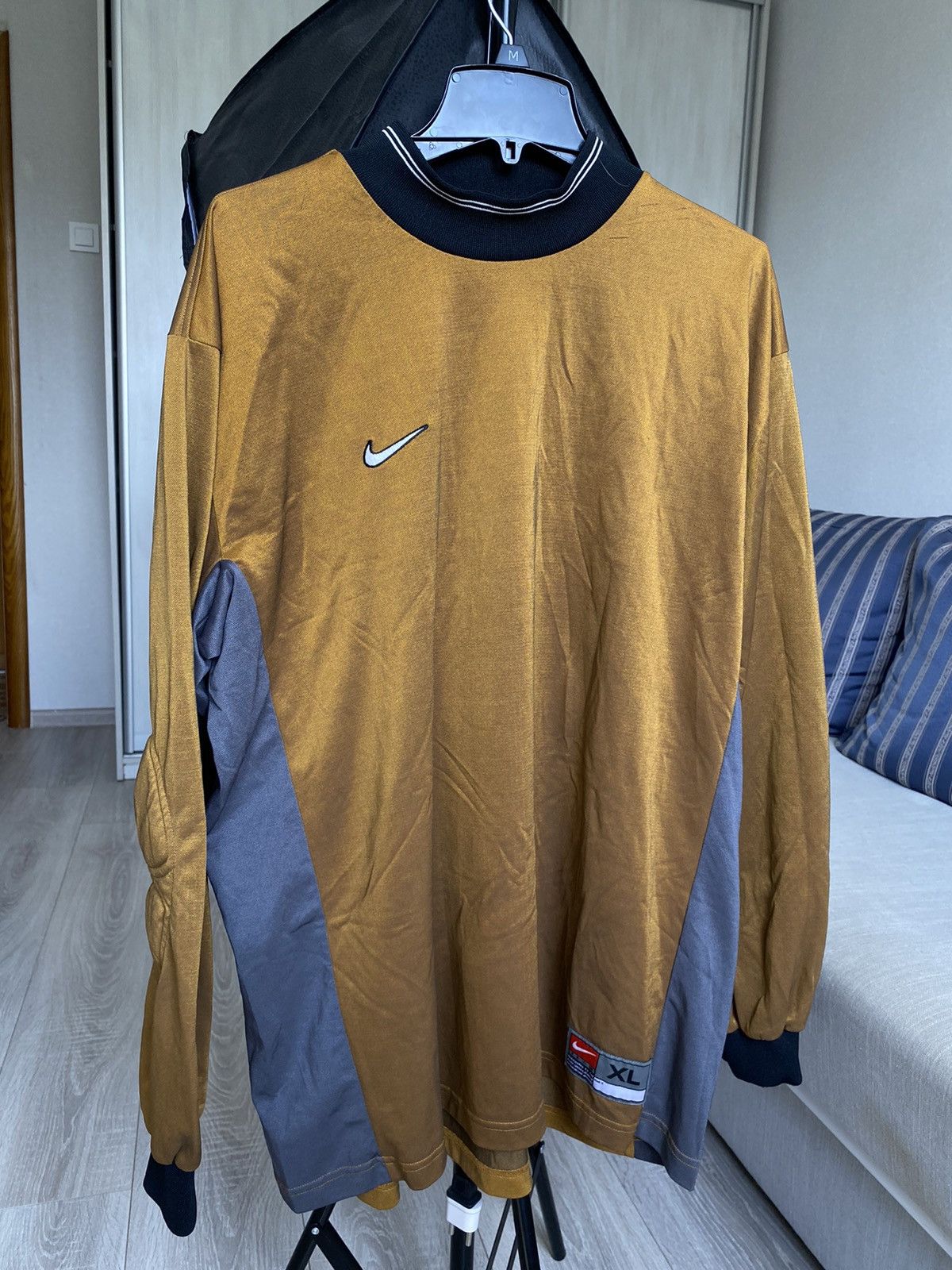 Nike × Vintage Vintage 2000s Nike team Jersey Long sleeve #1 Eriksen Size US XL / EU 56 / 4 - 2 Thumbnail