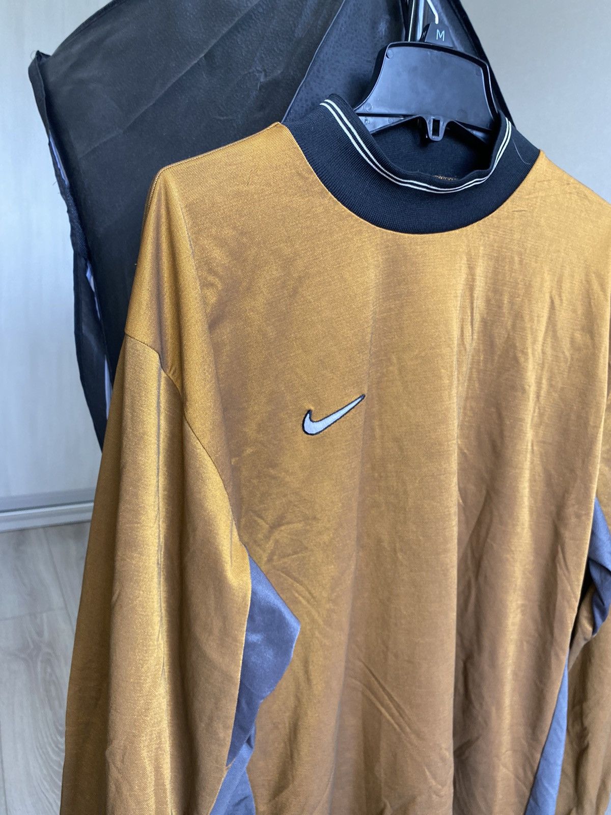 Nike × Vintage Vintage 2000s Nike team Jersey Long sleeve #1 Eriksen Size US XL / EU 56 / 4 - 4 Thumbnail