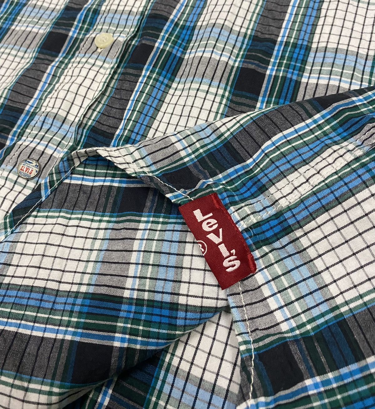 Levi's LEVIS Button Up Shirt with Backprint Skulls x Rare Size US M / EU 48-50 / 2 - 11 Thumbnail