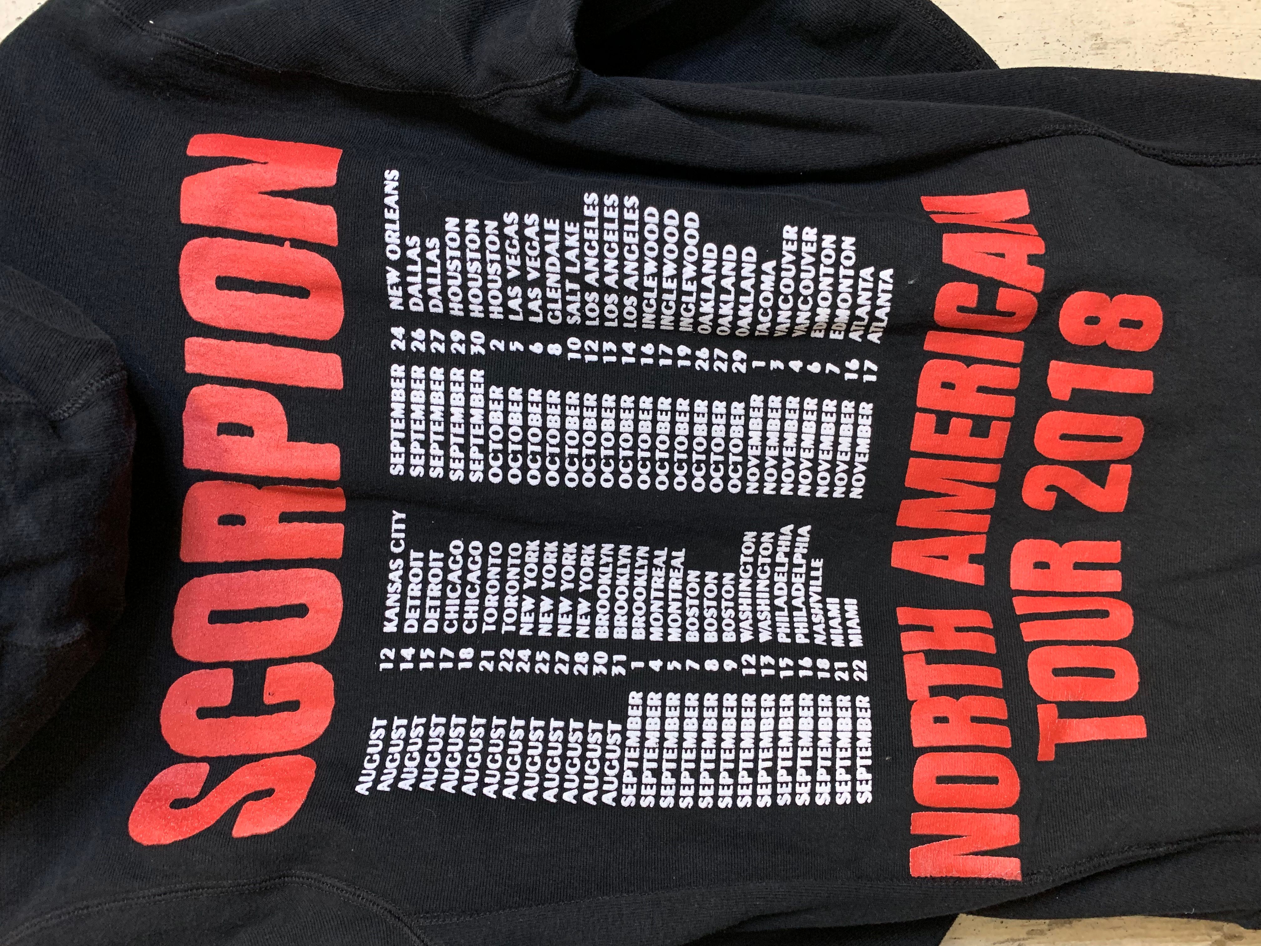 Vintage Drake Scorpion Tour 2018 America Tour Hoodie Size US S / EU 44-46 / 1 - 2 Preview