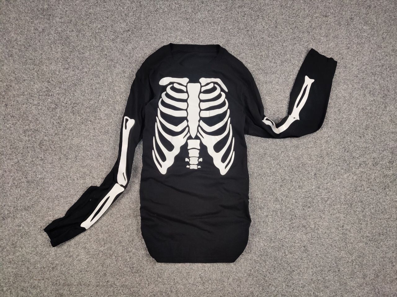 Japanese Brand Vintage 90's Skeleton Print Long Sleeve Black Sweatshirt Size US M / EU 48-50 / 2 - 12 Thumbnail