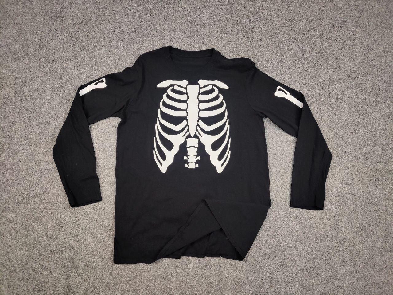 Japanese Brand Vintage 90's Skeleton Print Long Sleeve Black Sweatshirt Size US M / EU 48-50 / 2 - 13 Thumbnail