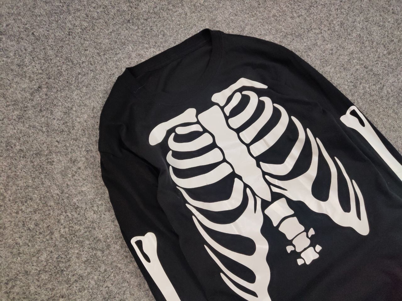 Japanese Brand Vintage 90's Skeleton Print Long Sleeve Black Sweatshirt Size US M / EU 48-50 / 2 - 7 Thumbnail