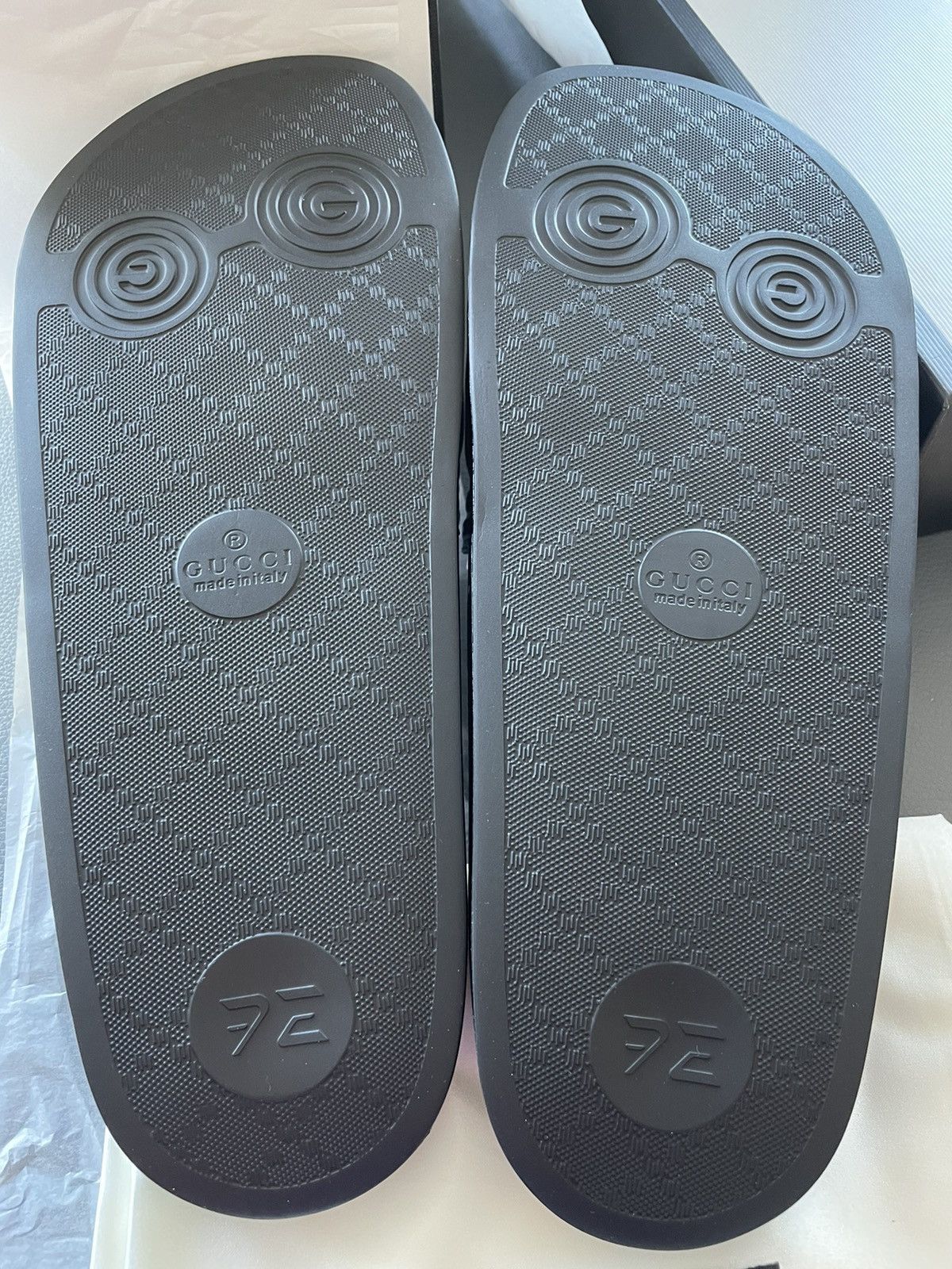 Gucci Brand NEW Runway Gucci Sldies Shoes Limited Edition Size US 12 / EU 45 - 12 Thumbnail