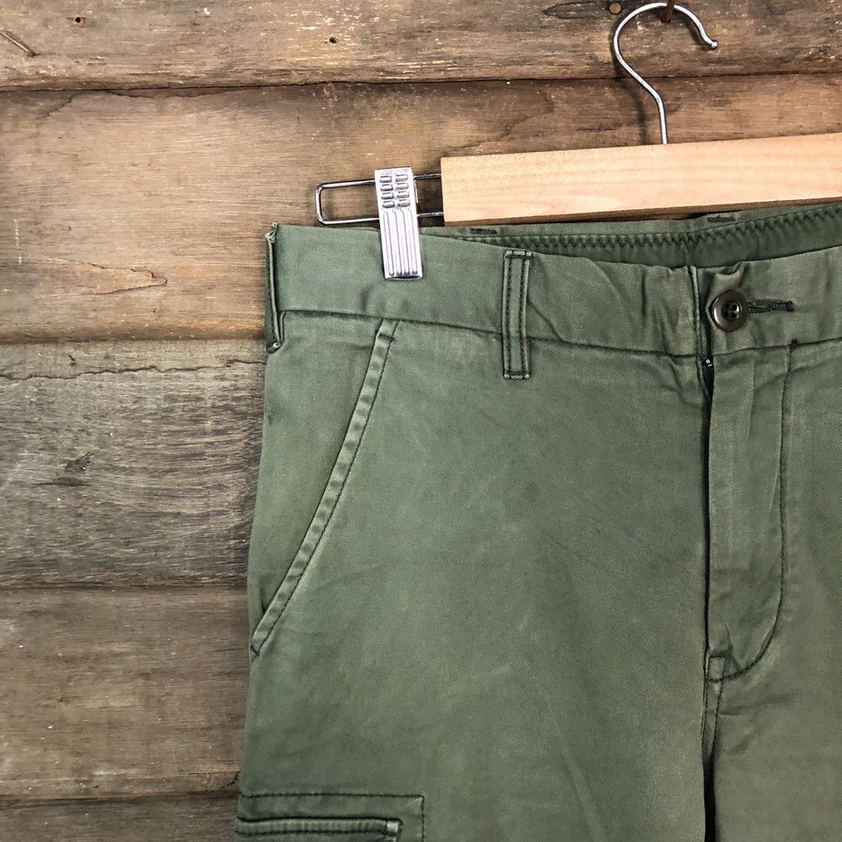 Japanese Brand Uniqlo Green multi pocket utility Cargo Pants #4032 Size US 30 / EU 46 - 4 Thumbnail