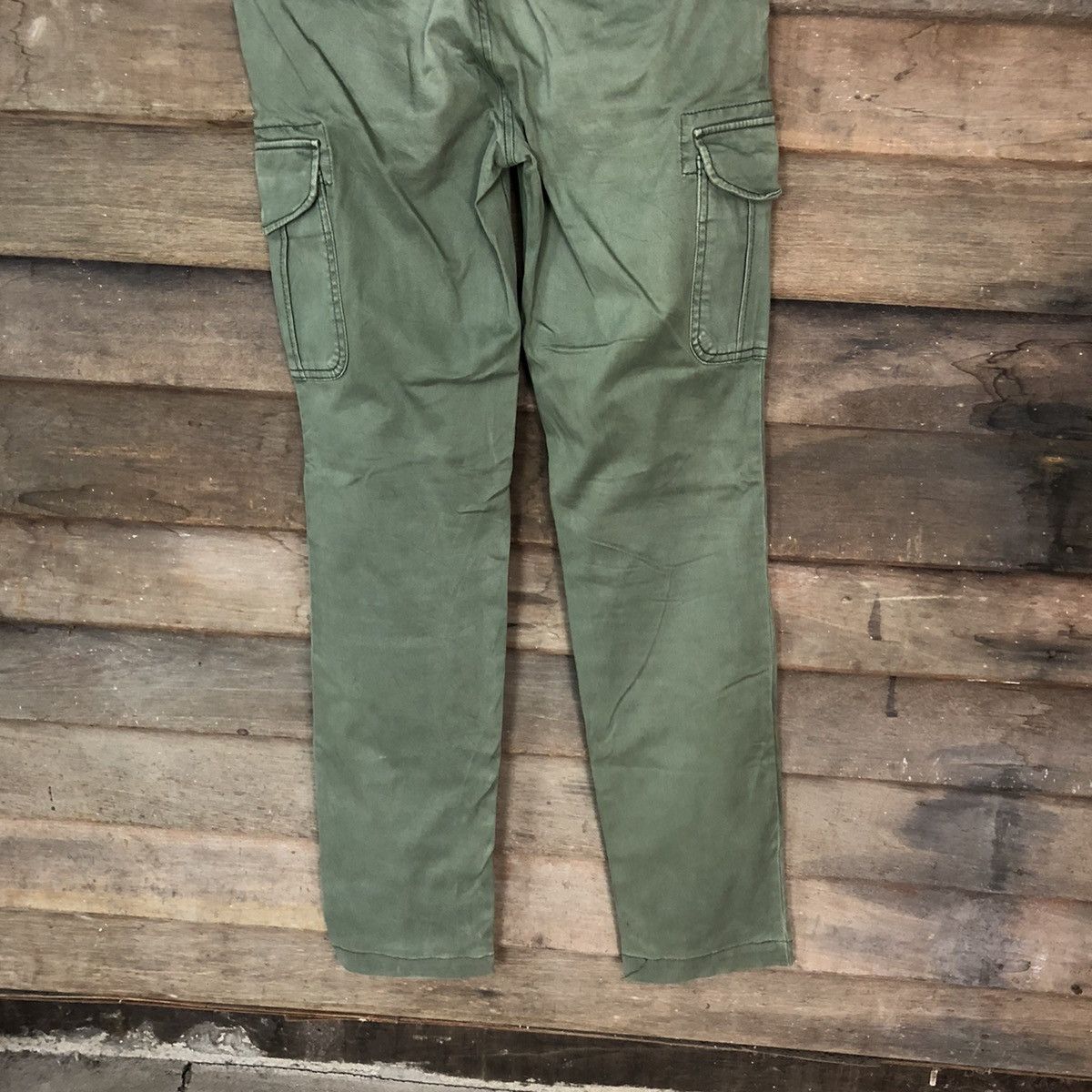 Japanese Brand Uniqlo Green multi pocket utility Cargo Pants #4032 Size US 30 / EU 46 - 13 Thumbnail