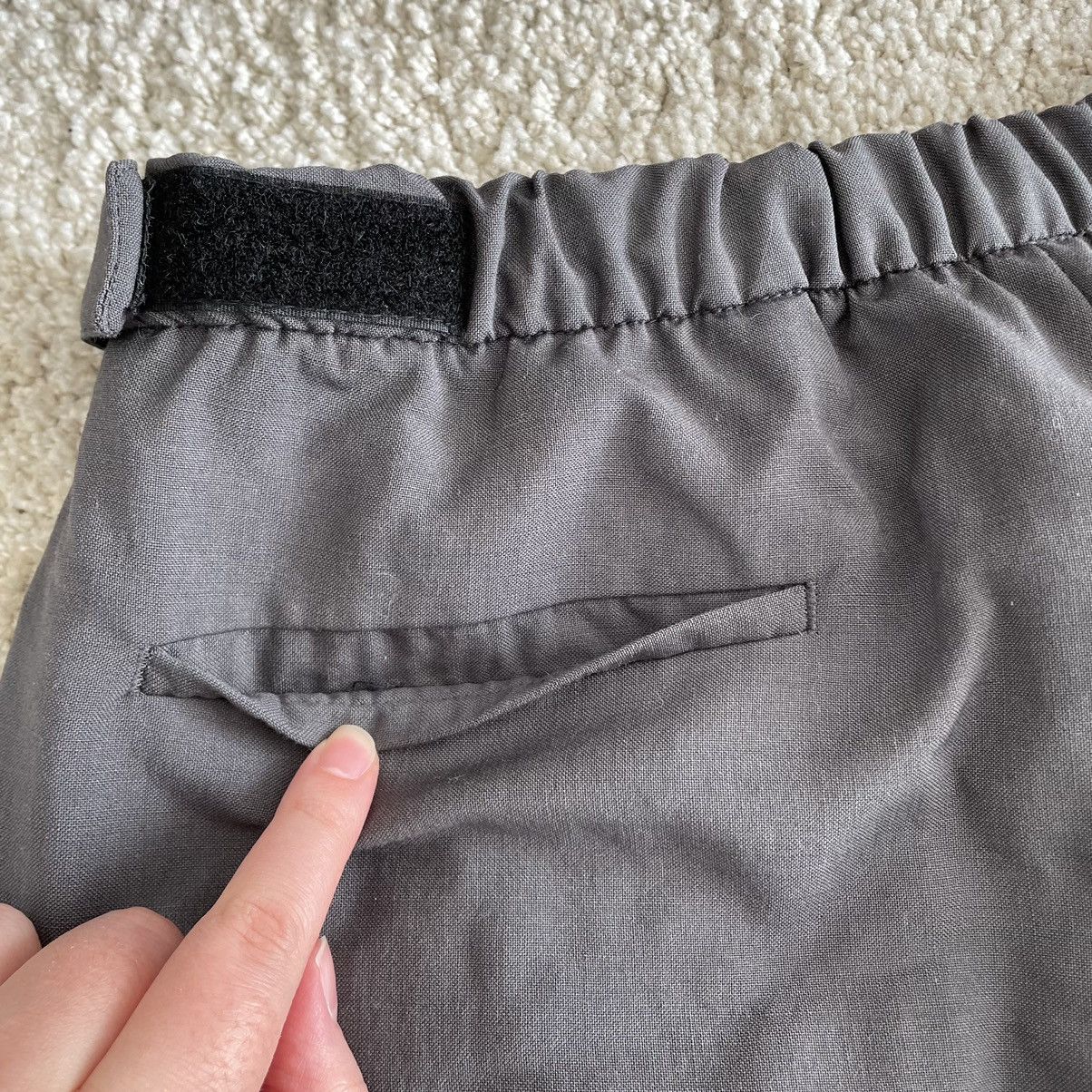Prada Prada Milano SS018 Velcro Strap Pants Trackpants Logo Tab Size US 33 - 20 Thumbnail