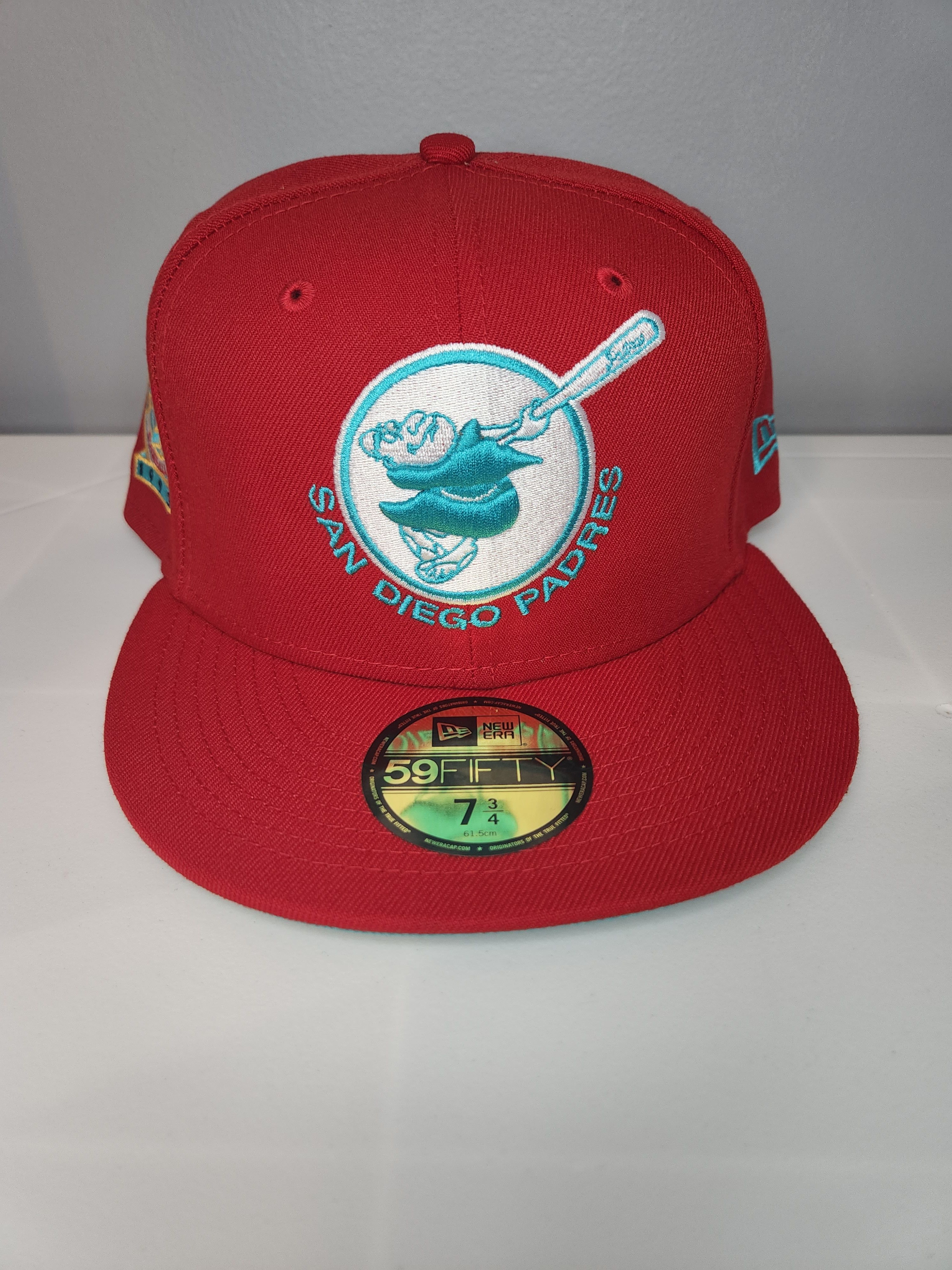 New Era BRAND NEW San Diego Padres New Era Scarle 7 3/4 | Grailed