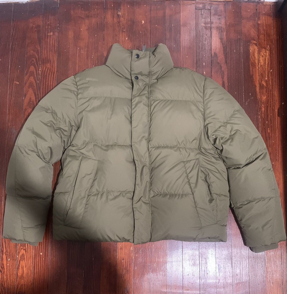 Banana Republic Banana Republic Puffer Jacket Size US L / EU 52-54 / 3 - 1 Thumbnail