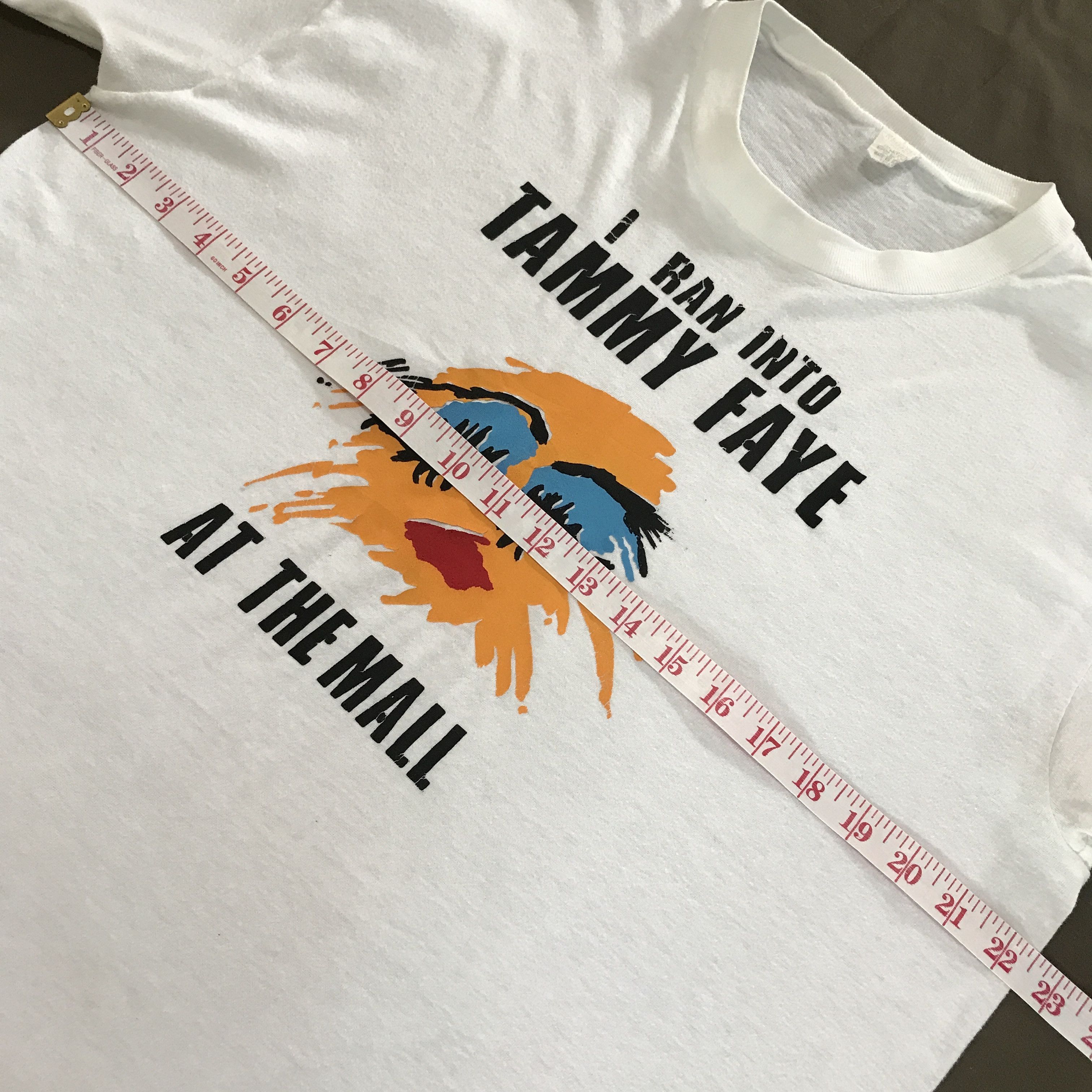 Vintage Vintage I Ran Into Tammy Faye at The Mall Tee Humor Size US L / EU 52-54 / 3 - 8 Thumbnail