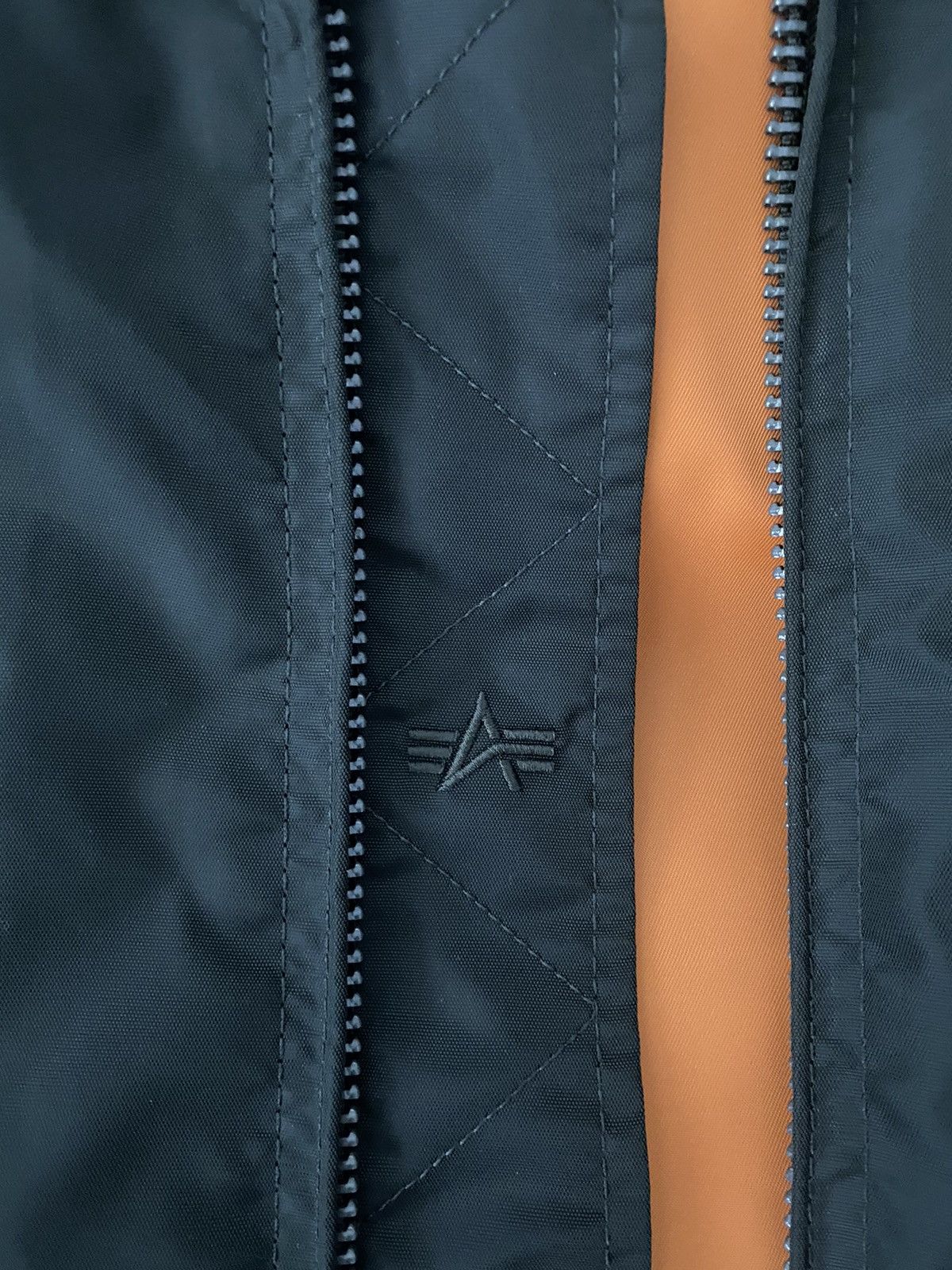 Alpha Industries Alpha Infustries MA-1 TT Size US M / EU 48-50 / 2 - 4 Thumbnail