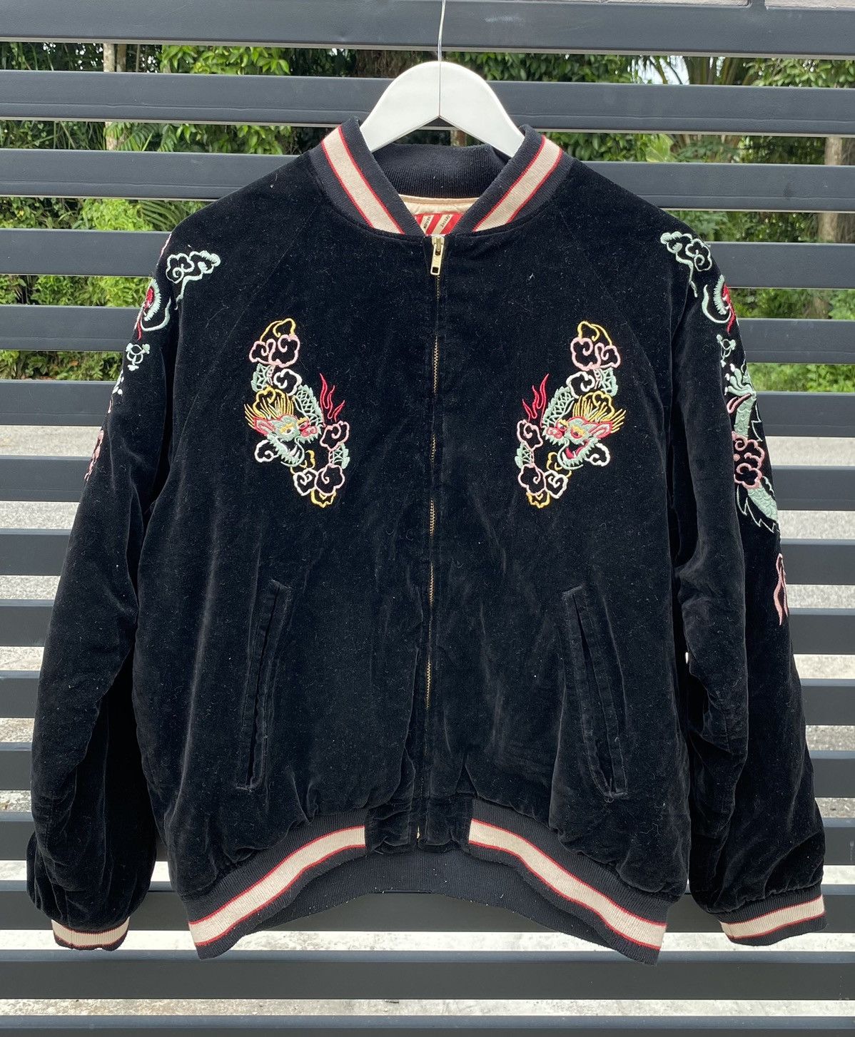 Japanese Brand Vintage SUKAJAN Velvet Dragon Lucky 7th Jacket Size US L / EU 52-54 / 3 - 2 Thumbnail