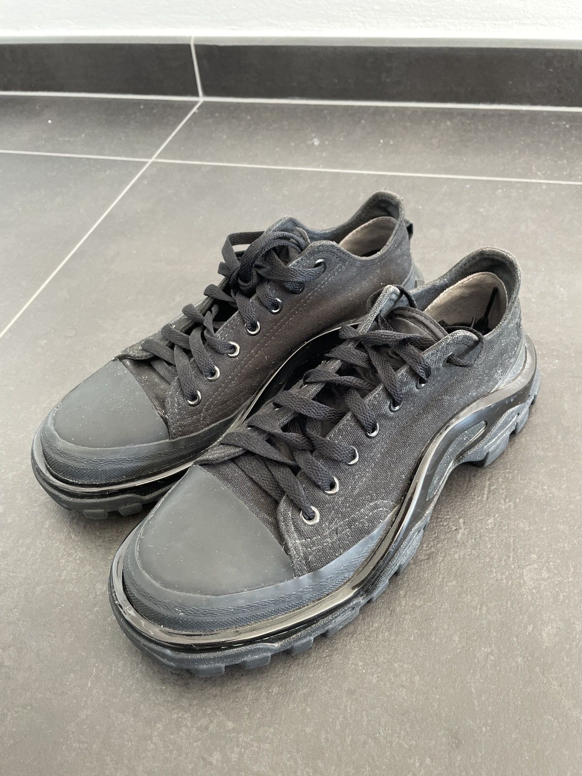 Raf simons new runner black online