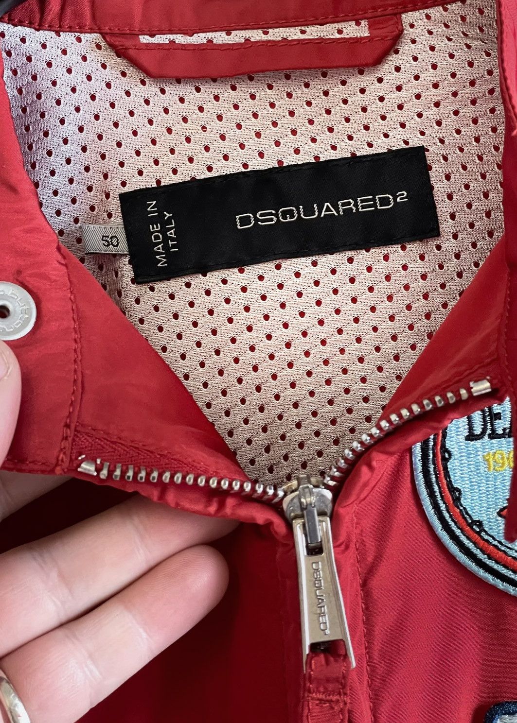 Dsquared2 Dsquared2 Red Nylon Logo Patch Windbreaker Size US M / EU 48-50 / 2 - 3 Thumbnail