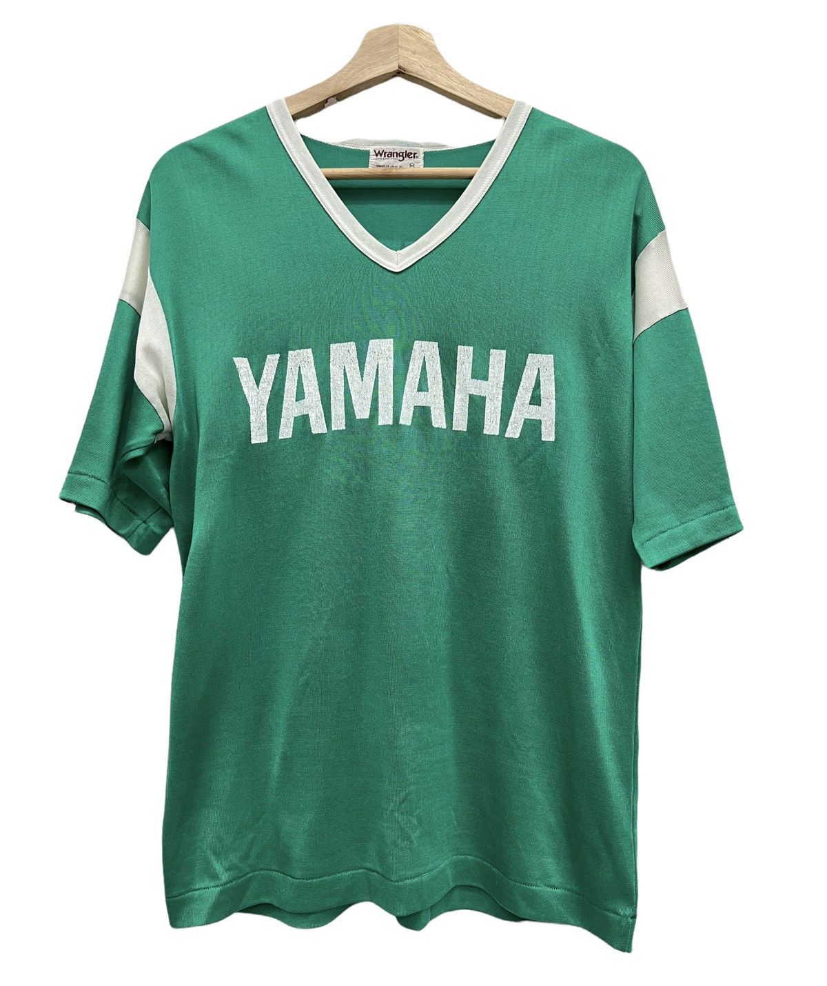 Lad Musician Vintage 80’s GUITAR YAMAHA ARTIST By Wrangler Jersey V-Neck Size US S / EU 44-46 / 1 - 3 Thumbnail