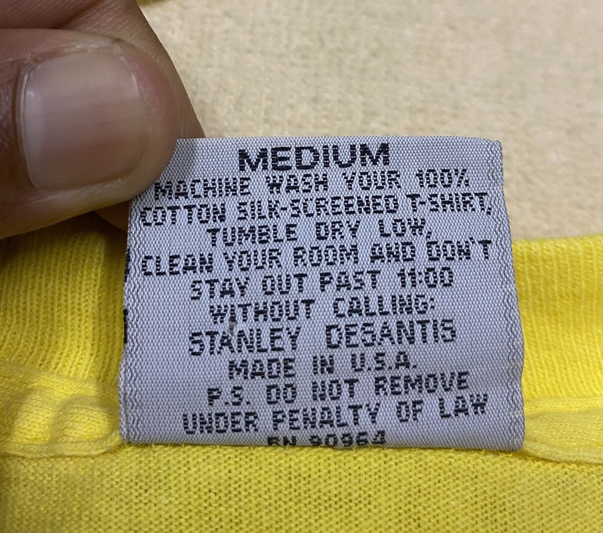 Vintage Vtg 90s STANLEY DESANTIS 'Milk Duds'Shirt Copyright 1996 Size US M / EU 48-50 / 2 - 8 Thumbnail
